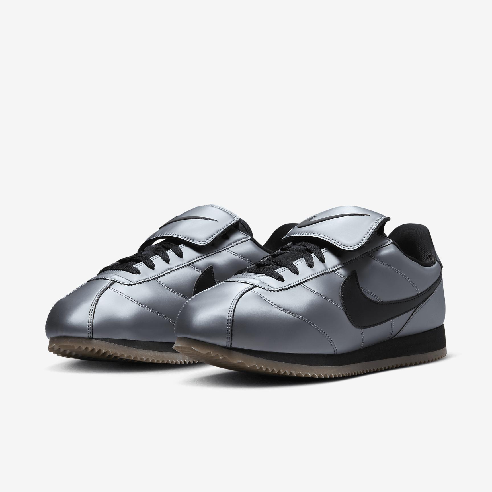Nike Cortez SE Men's Shoes Product Image