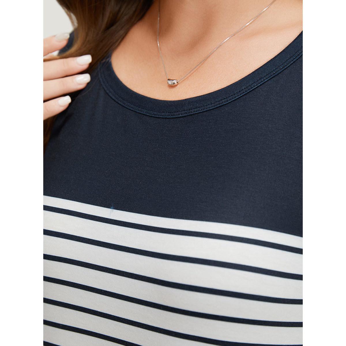 Plus Size Striped Print Patchwork Pocket Round Neck Dress DarkBlue Women Elegant Contrast Round Neck Short sleeve Curvy Knee Dress BloomChic 18-20/2X Product Image