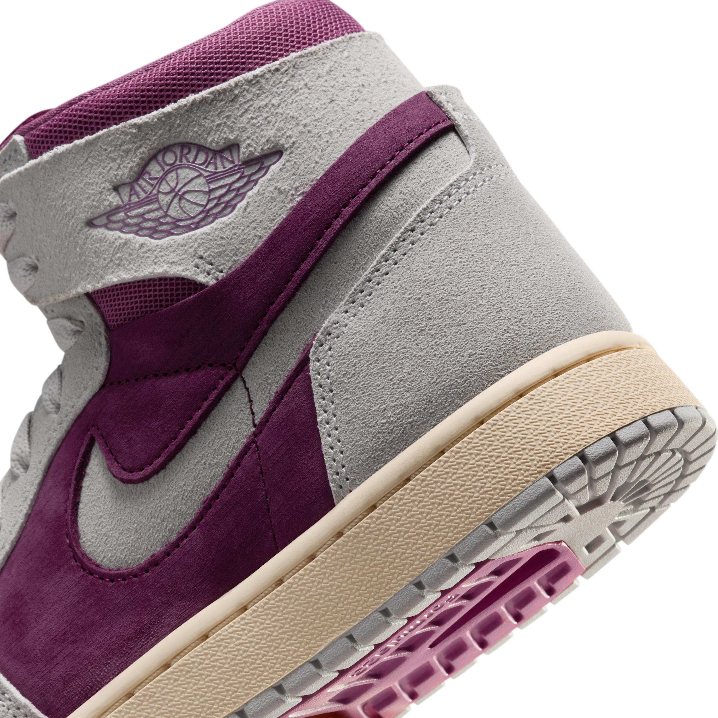 Air Jordan 1 Zoom CMFT 2 Women's Shoes Product Image
