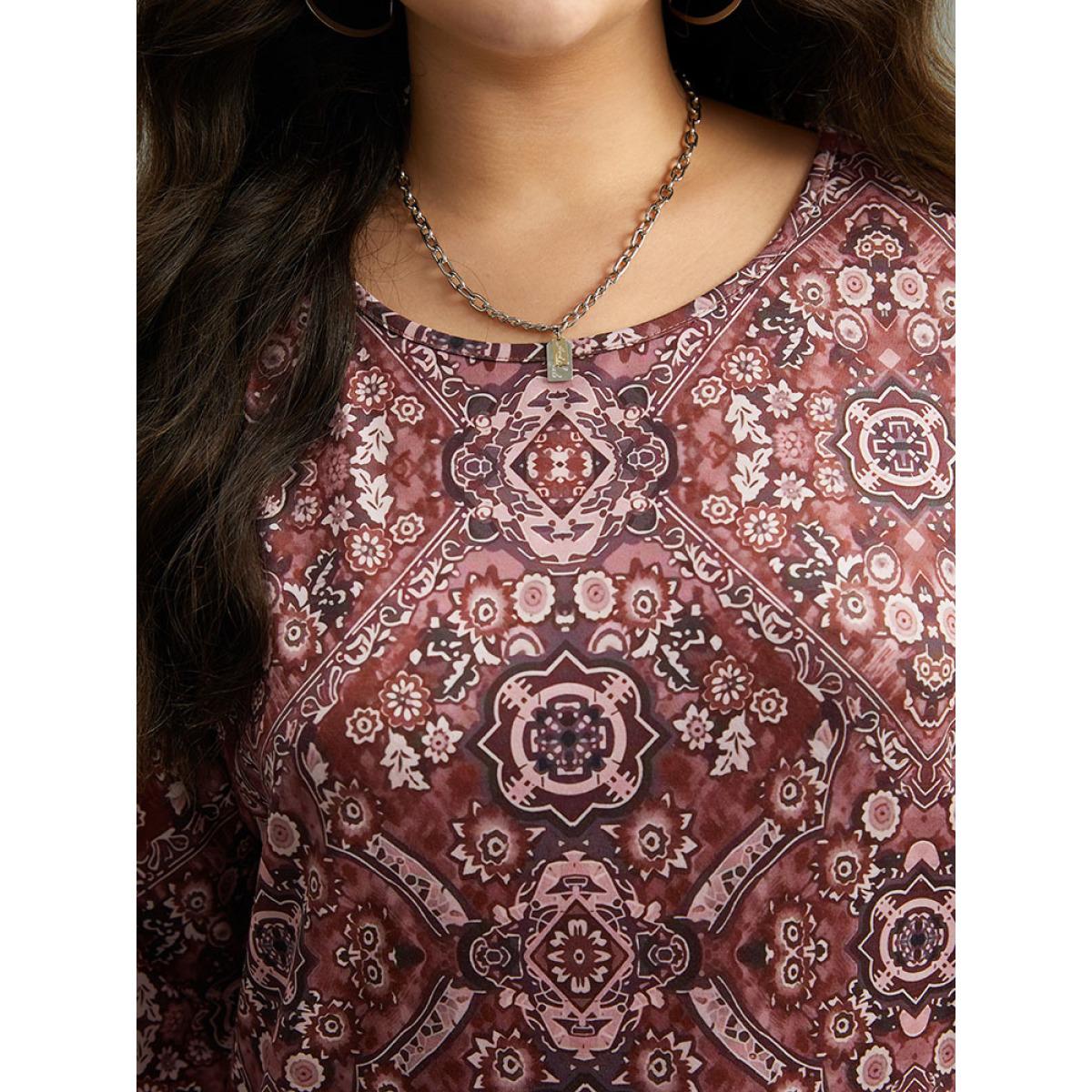 Plus Size Bandana Print Round Neck T-shirt Multicolor Women Casual Printed Bohemian Print Round Neck Dailywear T-shirts BloomChic 18-20/2X Product Image