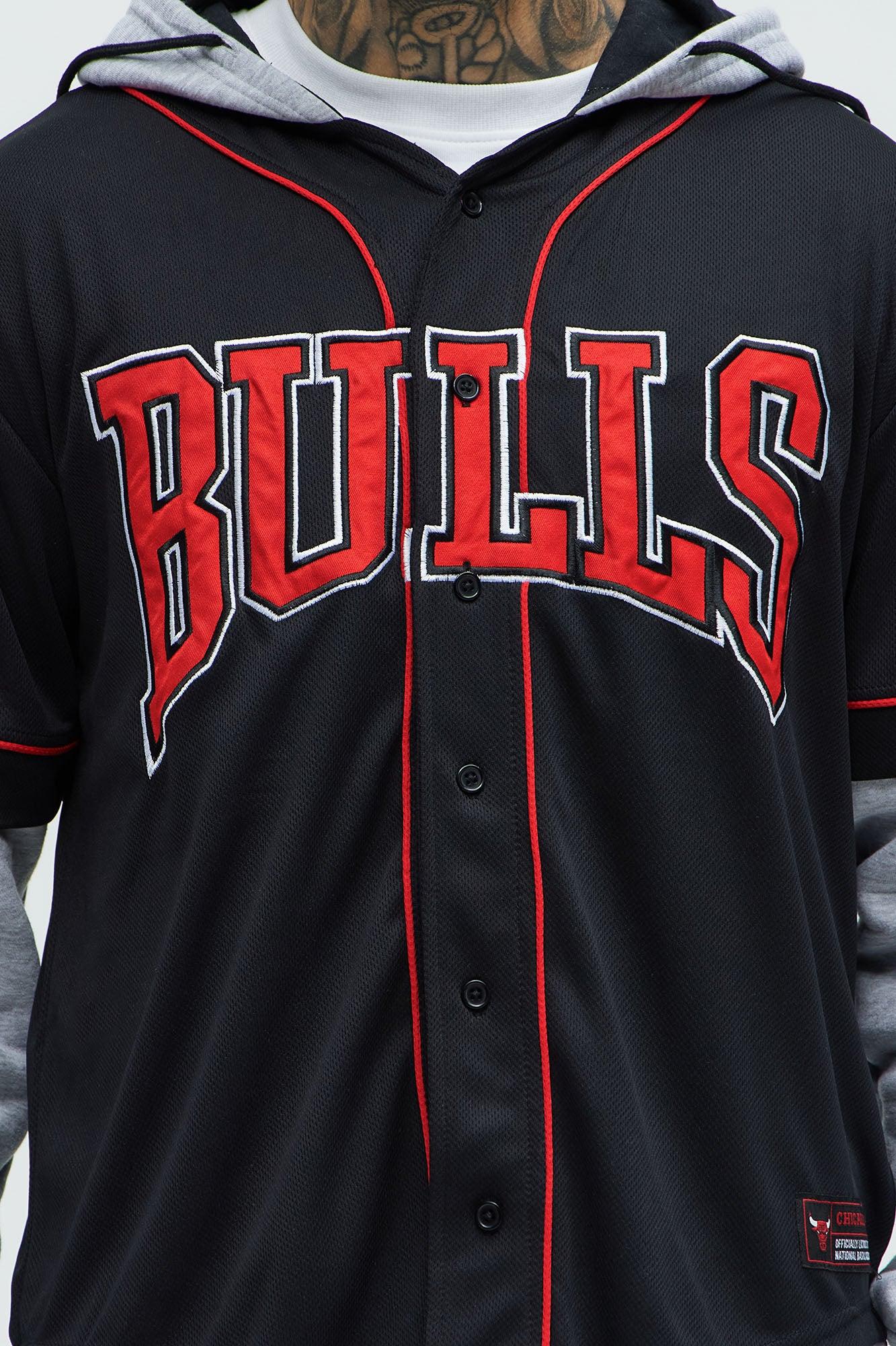 Bulls Clean Up Button Hoodie - Black Product Image