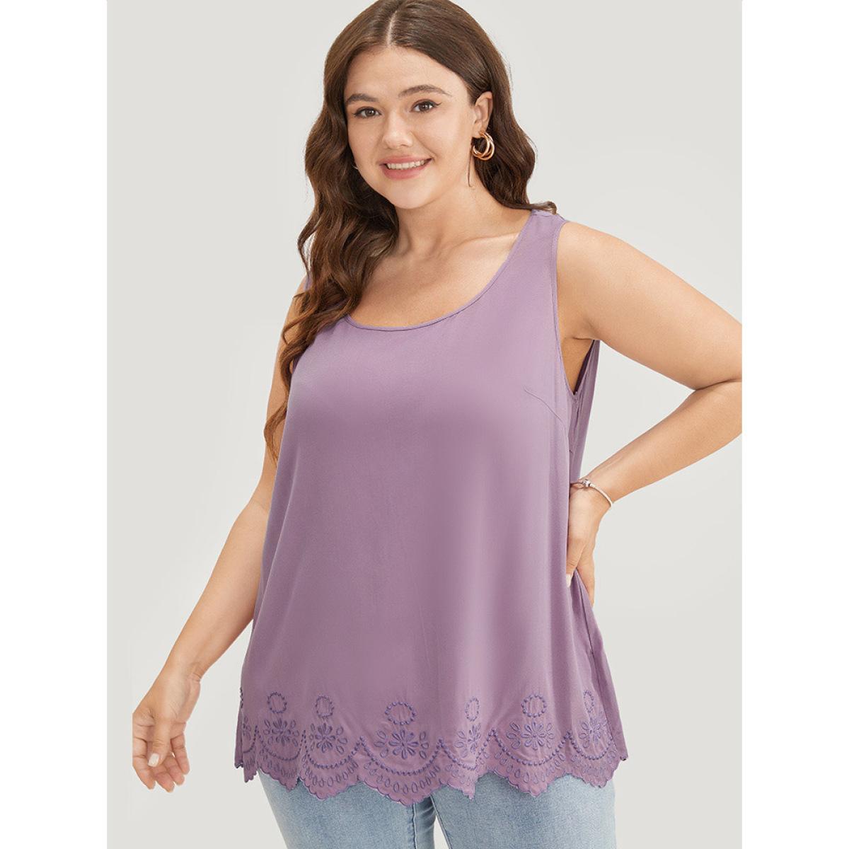 Plus Size Plain Embroidered Scalloped Trim Tank Top Women Mauve Elegant Embroidered Round Neck Dailywear Tank Tops Camis BloomChic 28/5X Product Image