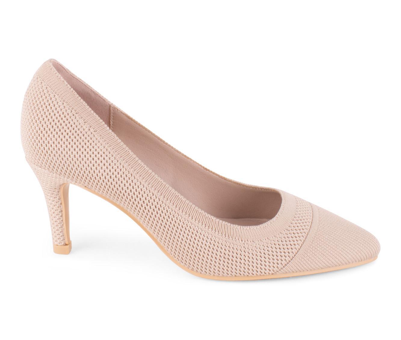 Women's Tahari Taj Pumps Product Image
