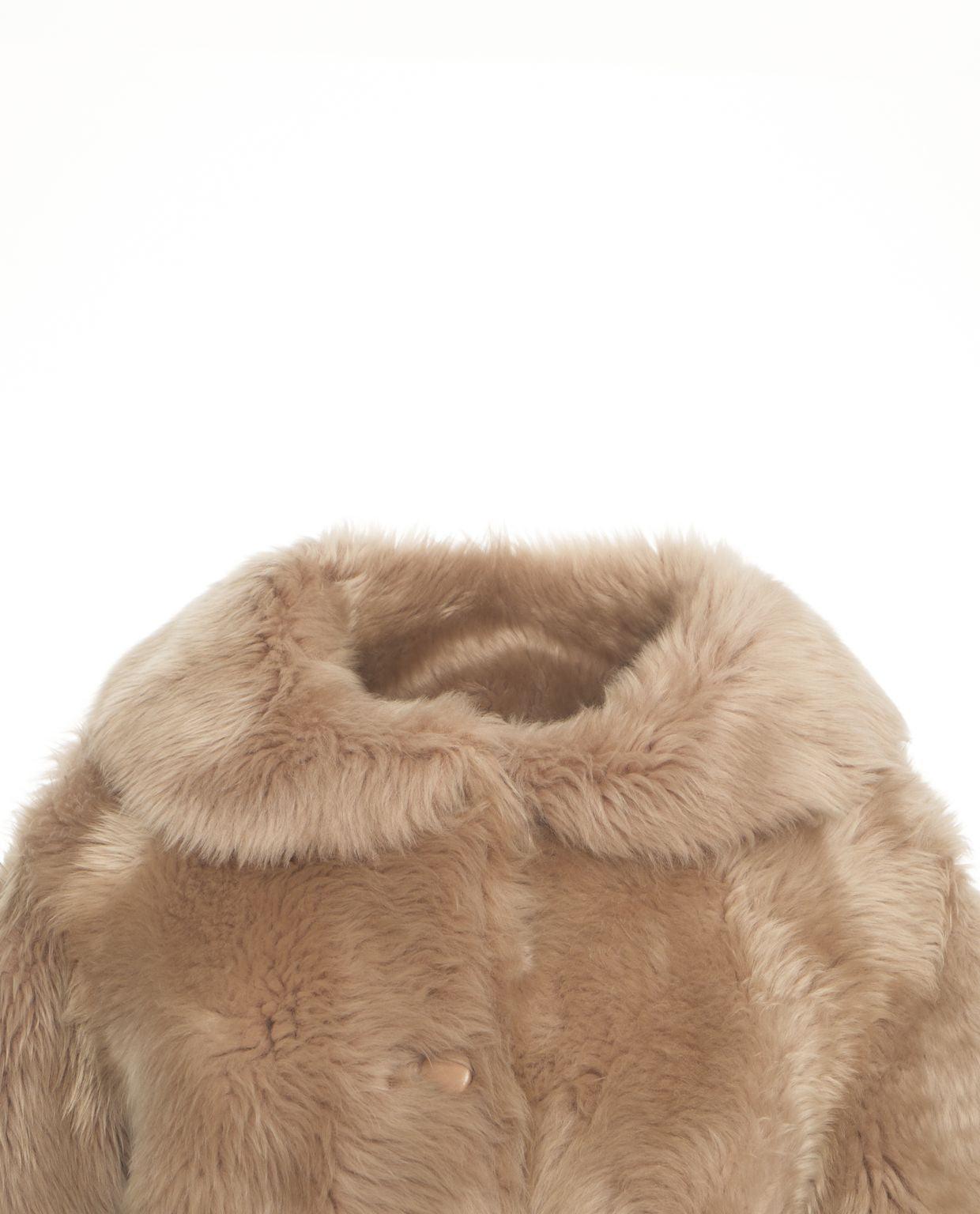 Lamb fur coat Product Image