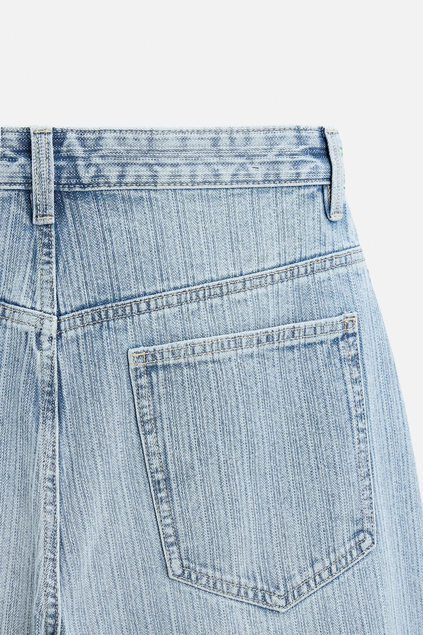 STRUCTURED RELAXED FIT JEANS Product Image