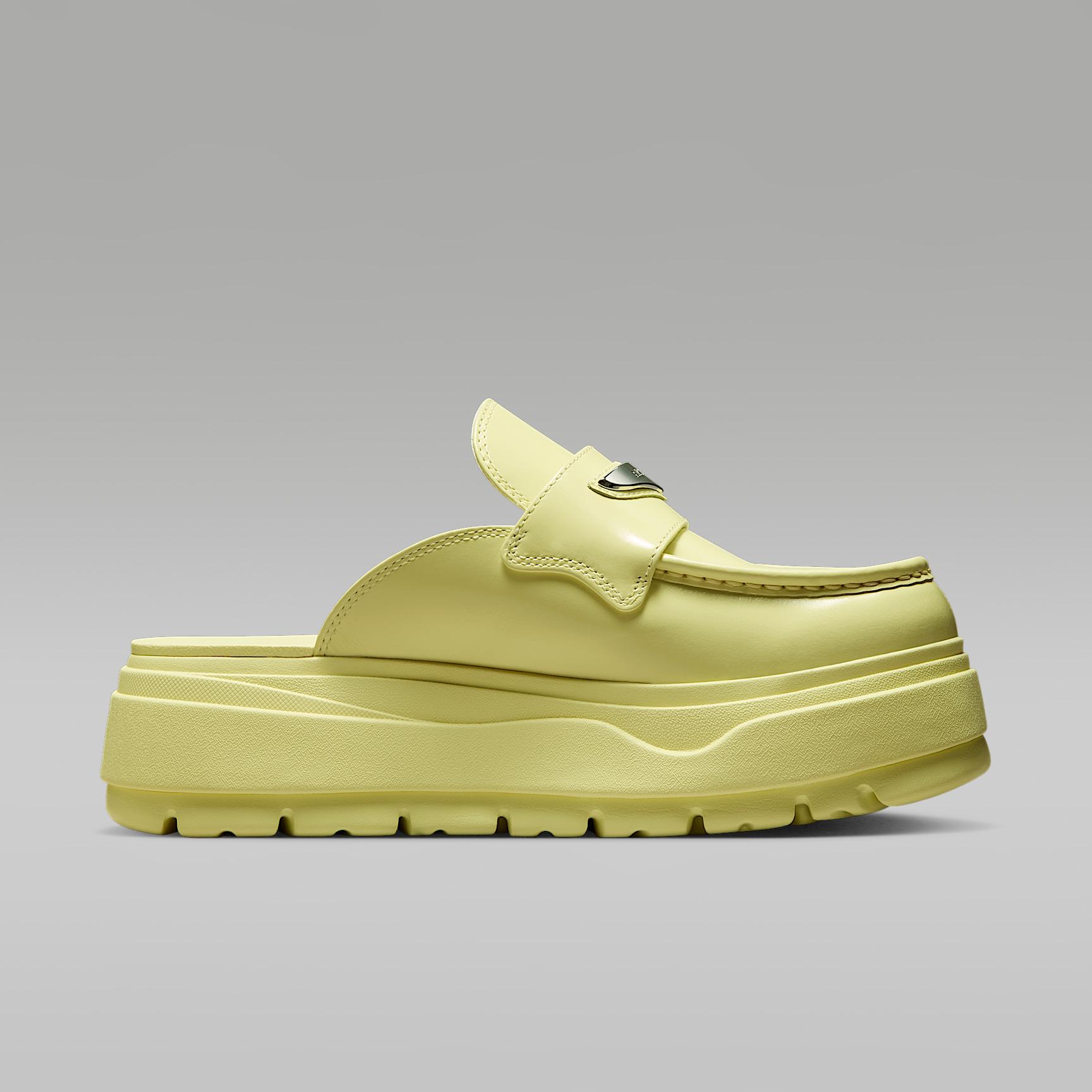 Air Jordan Mule Women's Shoes Product Image