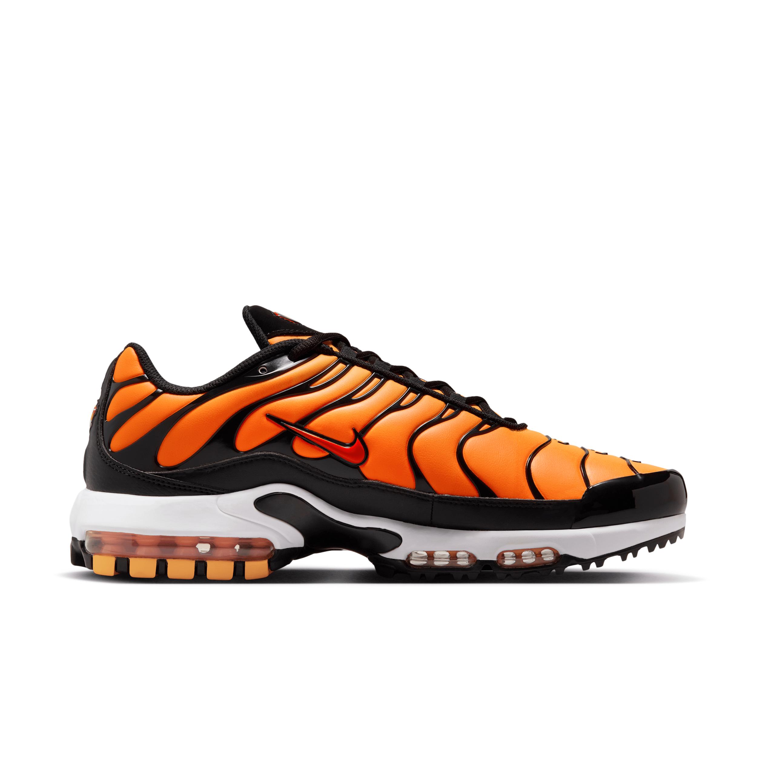 Nike Air Max Plus G Golf Shoes Product Image