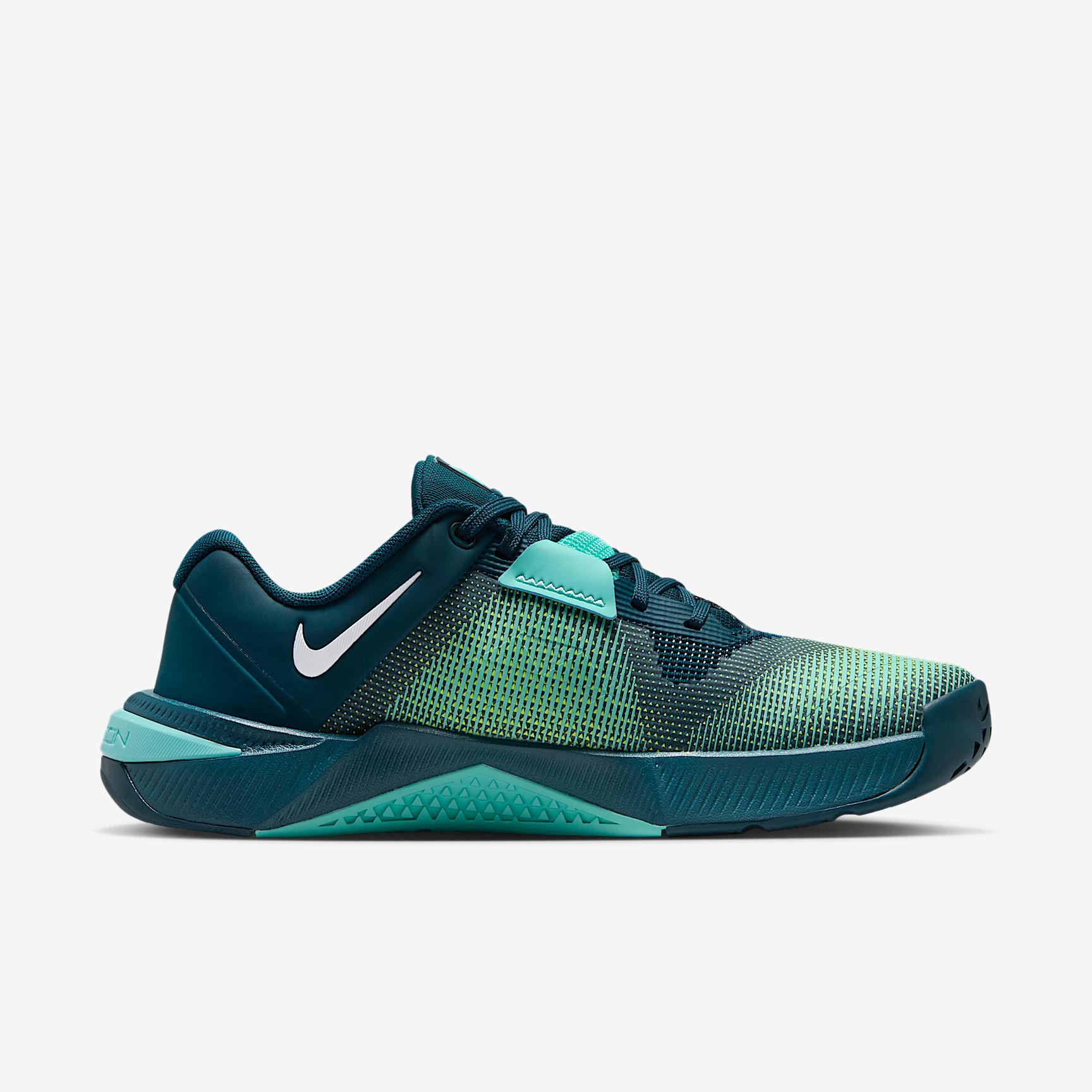 Nike Womens Metcon 10 Workout Shoes | HQ2620-300 Product Image