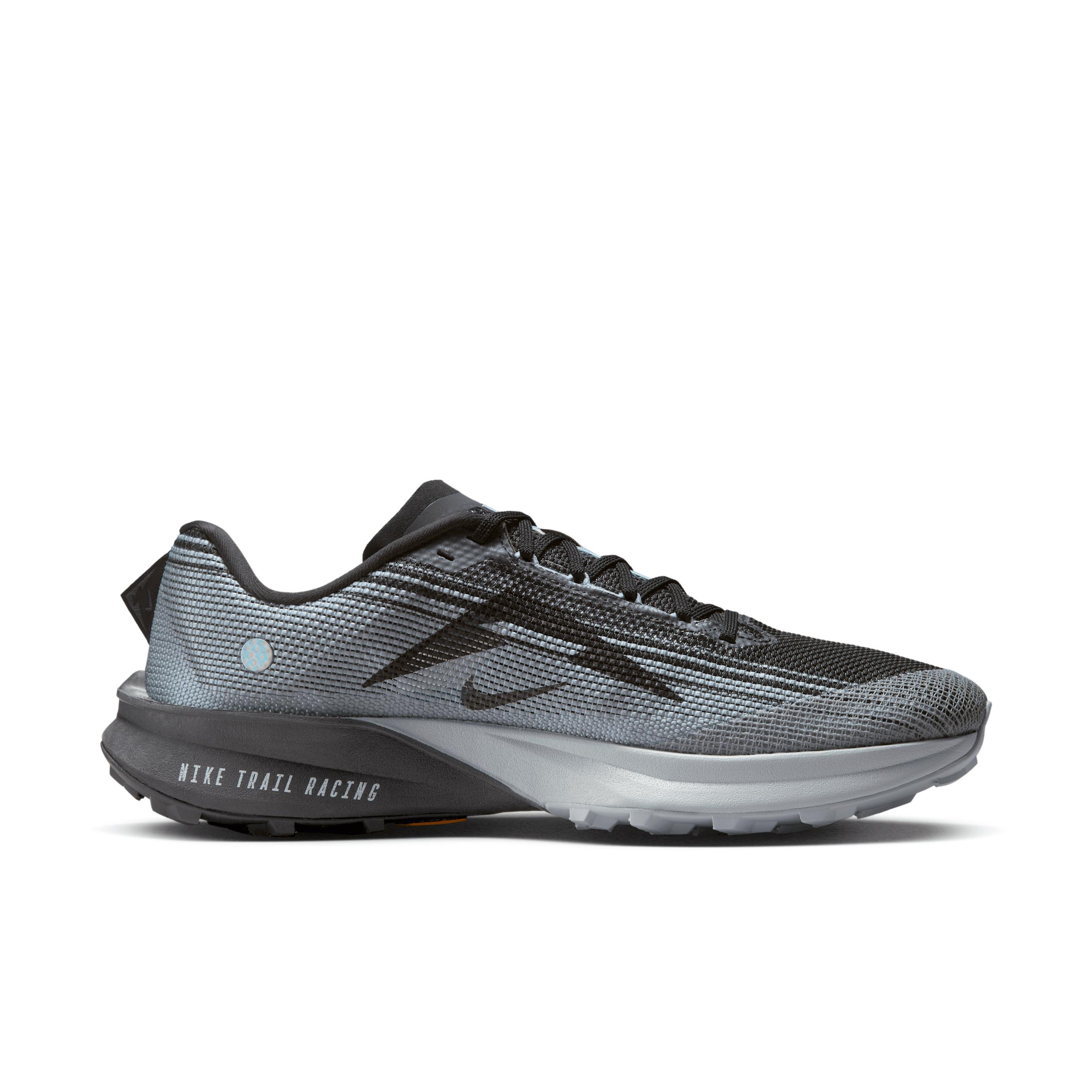 Nike Men's Kiger 10 Trail Running Shoes Product Image