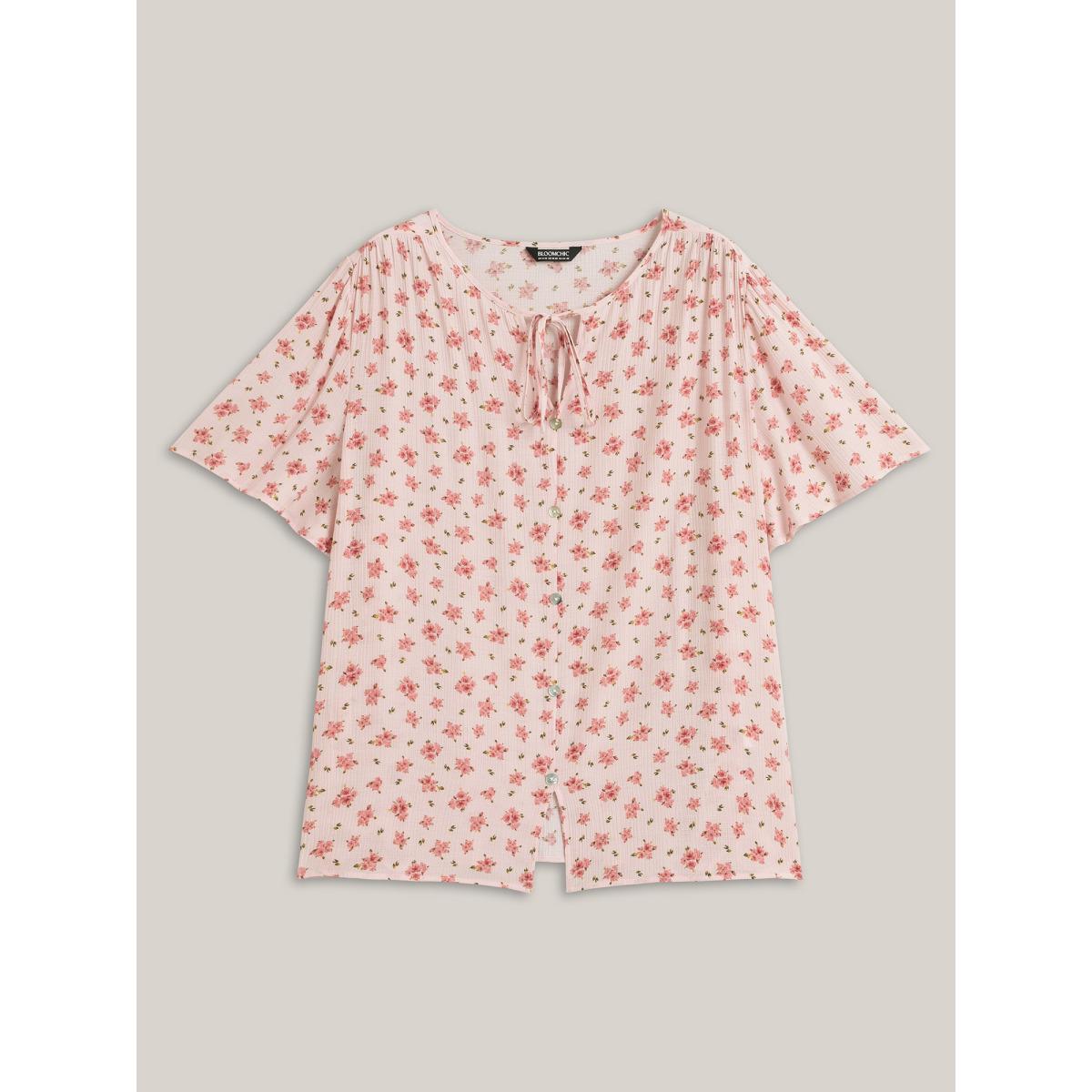 Plus Size Lightpink Blushing Floral Print Button Detail Blouse Women Short sleeve Round Neck Elegant Blouses BloomChic 14-16/1X Product Image