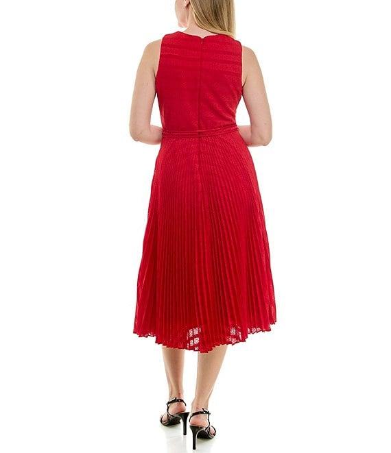 Moda Tara Crew Neck Sleeveless Pleated Fit and Flare Midi Dress Product Image