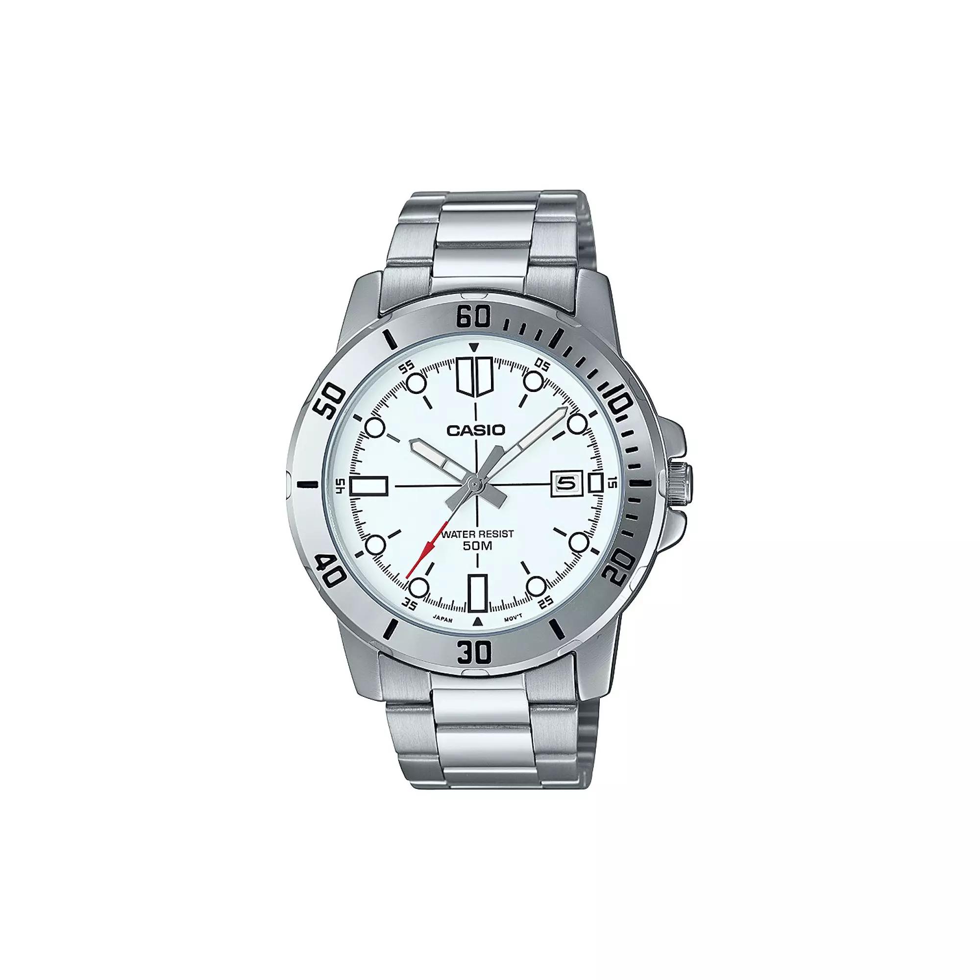 Casio Men's Stainless Steel Diver Analog Bracelet Watch, Size: Large, White Product Image
