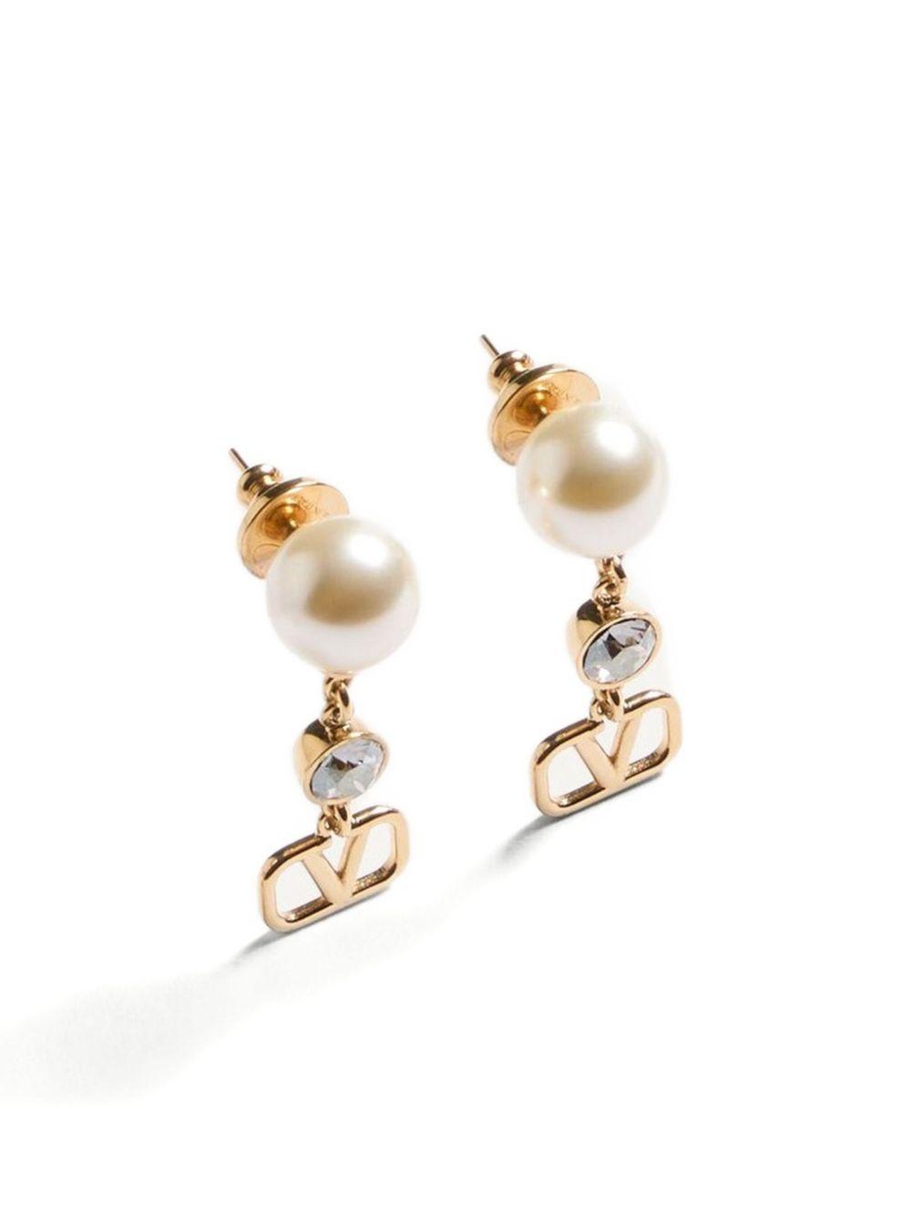 VLogo Signature drop earrings Product Image