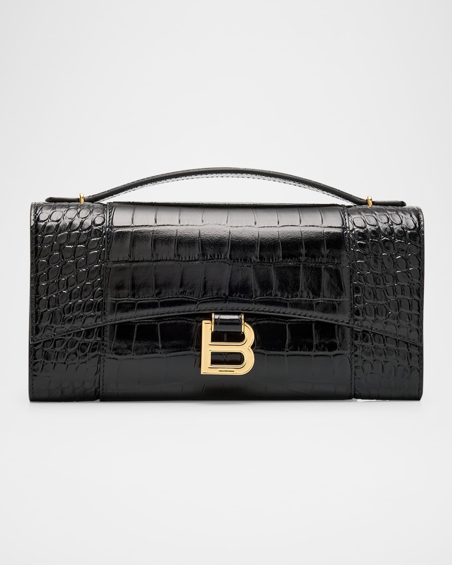 Hourglass Pochette with Chain Product Image