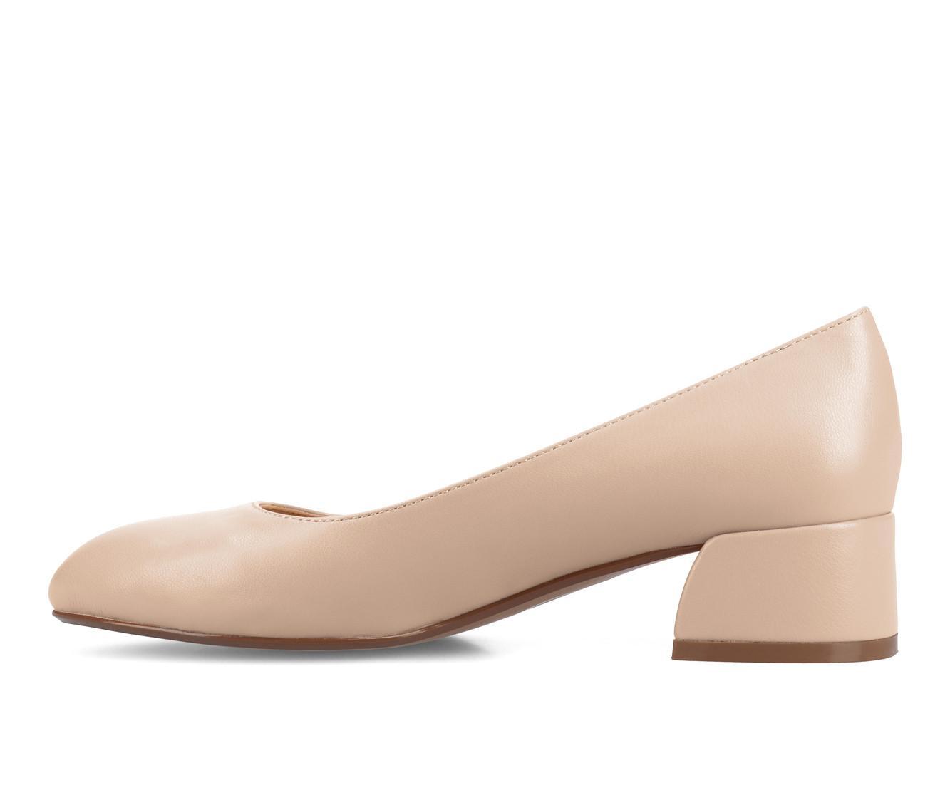 Women's Journee Collection SaarII Pumps Product Image