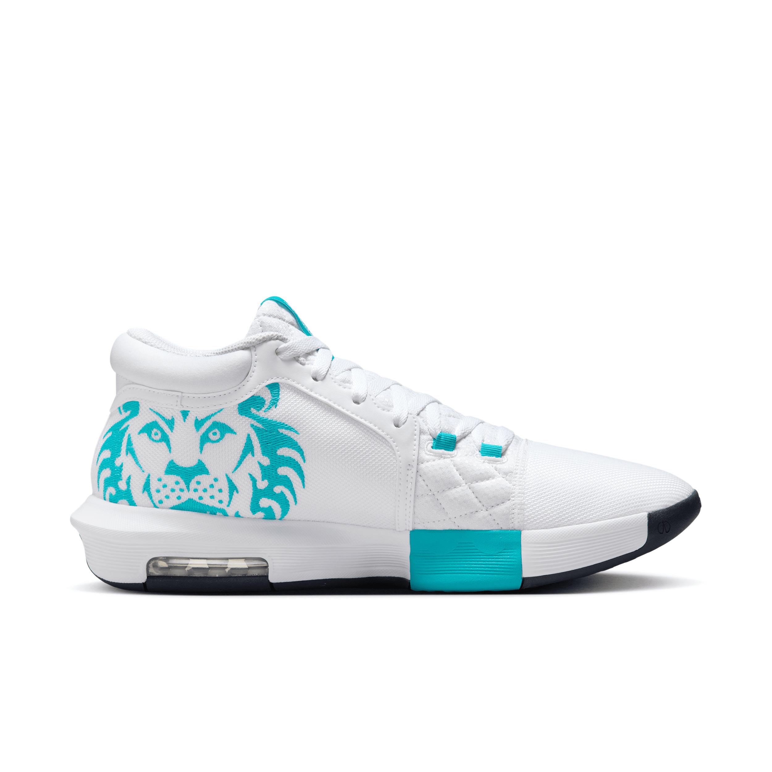 Nike Men's LeBron Witness VIII Basketball Shoes Product Image