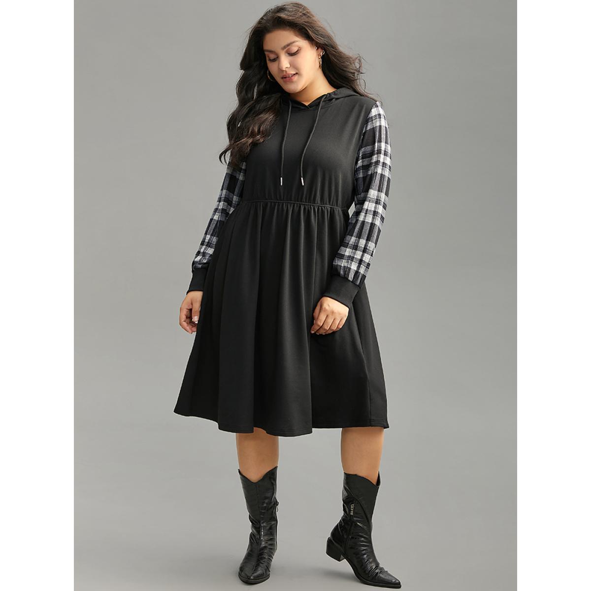 Plus Size Plaid Patchwork Drawstring Pocket Hooded Dress Black Women Casual Printed Hooded Long Sleeve Curvy Midi Dress BloomChic 12/L Product Image