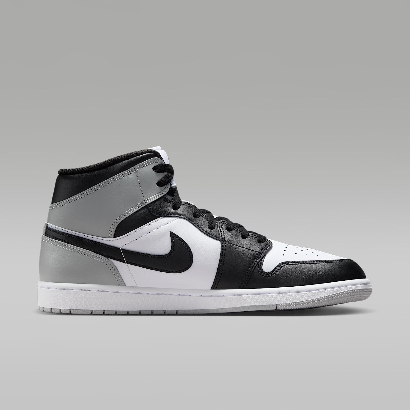 Men's Air Jordan 1 Mid Shoes Product Image