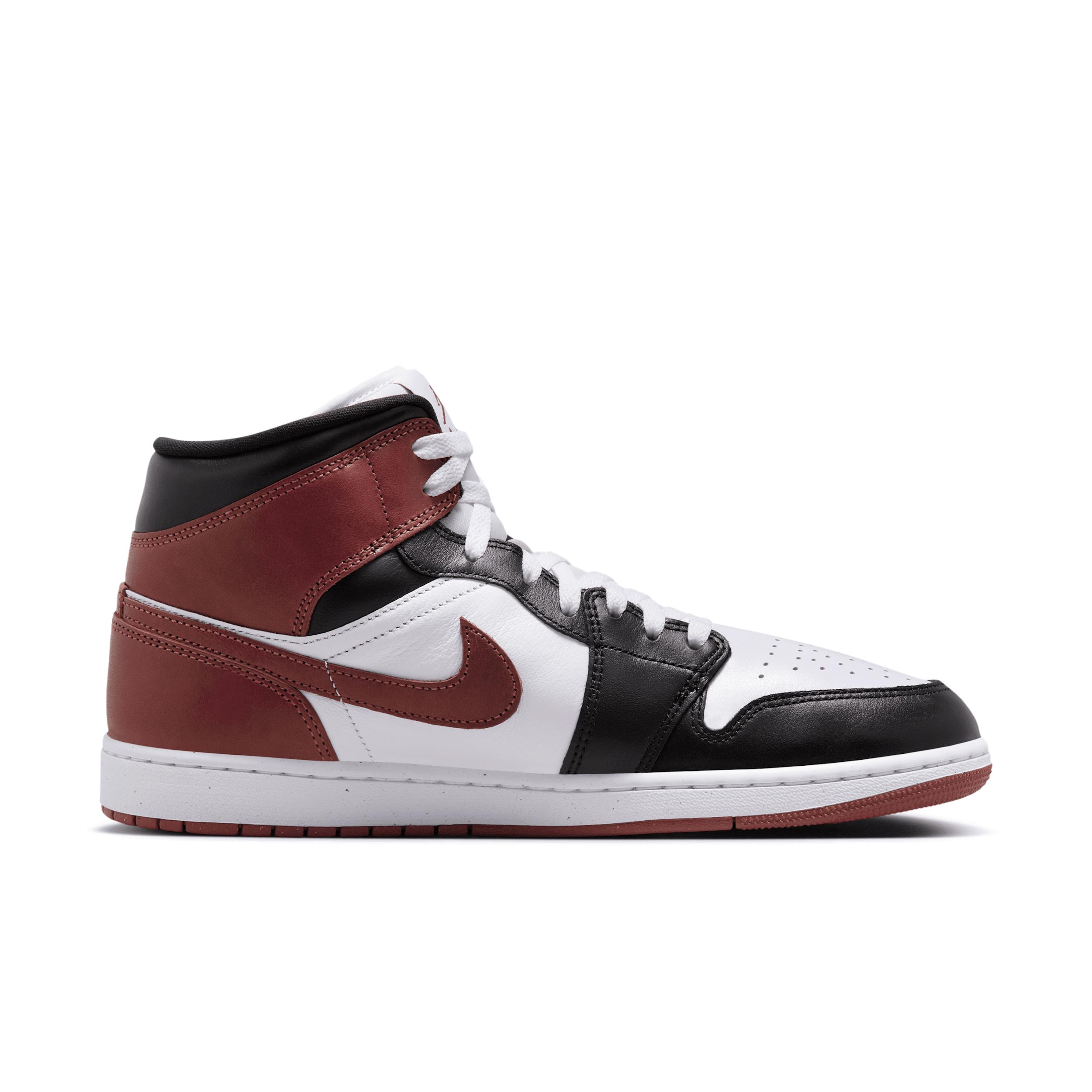 Jordan Mens Jordan Air Jordan 1 Mid SE - Mens Shoes White/Black/Dark Pony Product Image