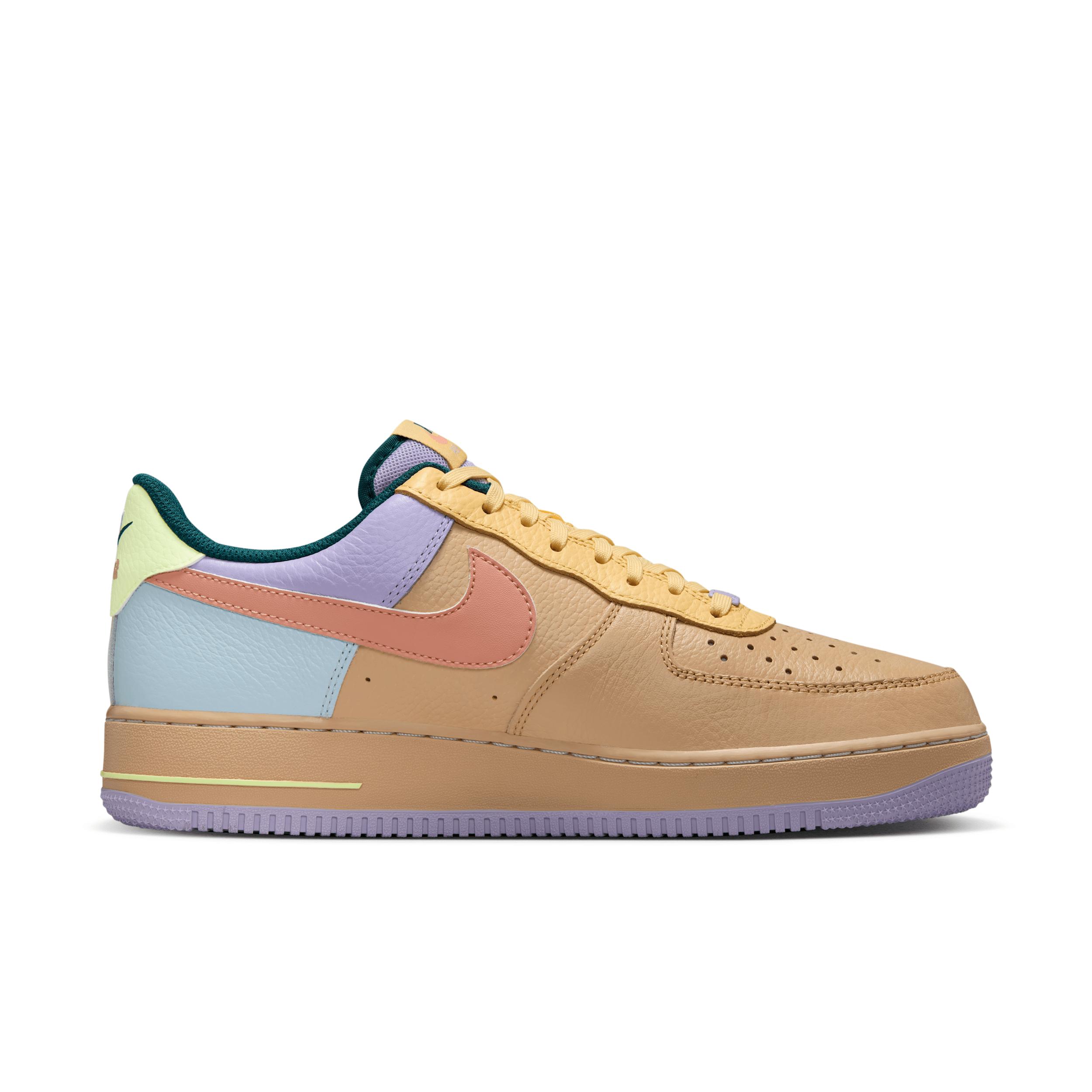 Nike Air Force 1 '07 Men's Shoes Product Image