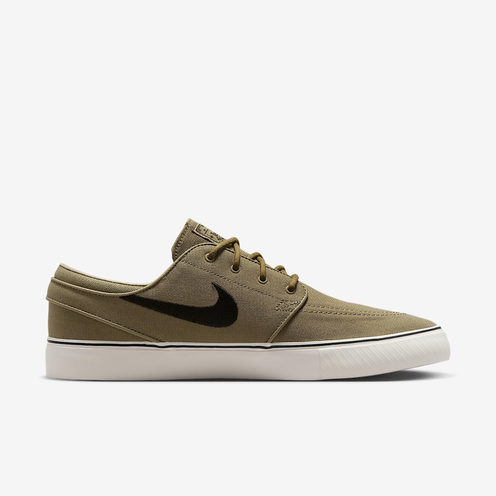 Men's Nike SB Zoom Janoski OG+ Canvas Skate Shoes Product Image