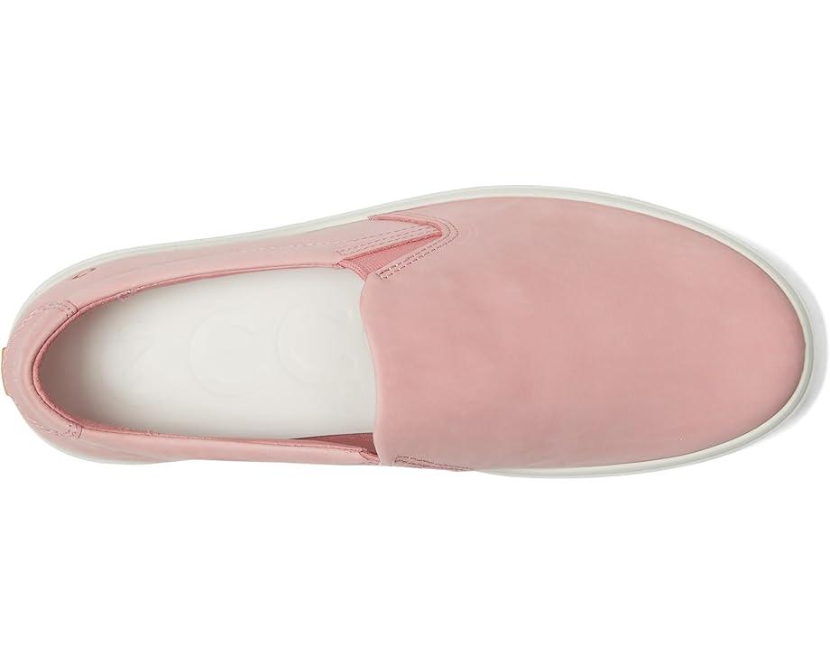 Soft 7 Casual Slip-On Sneaker Product Image