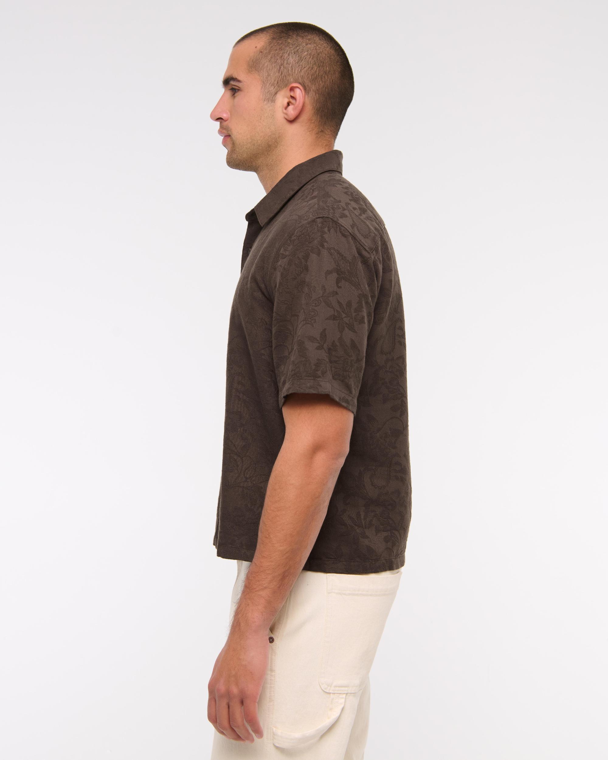 Short-Sleeve Cropped Jacquard Button-Up Shirt Product Image