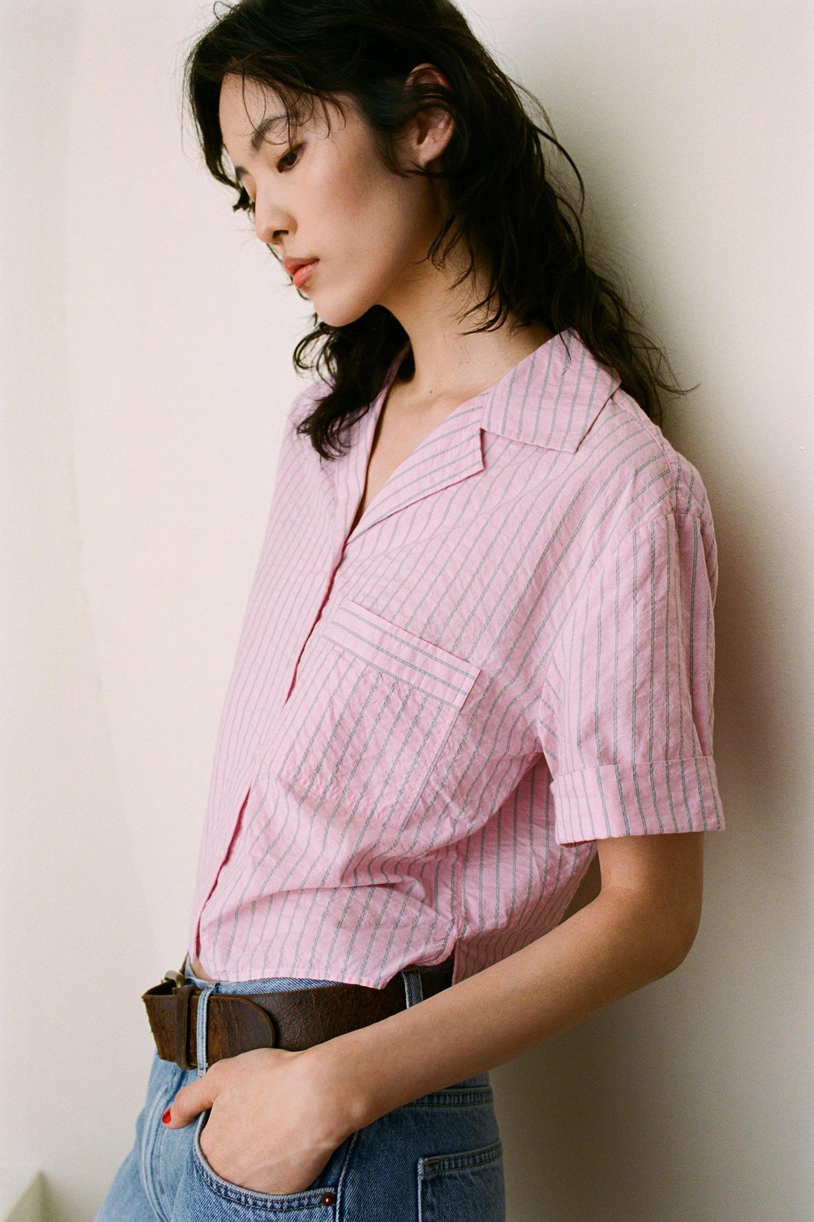 STRIPED CROP SHIRT Product Image