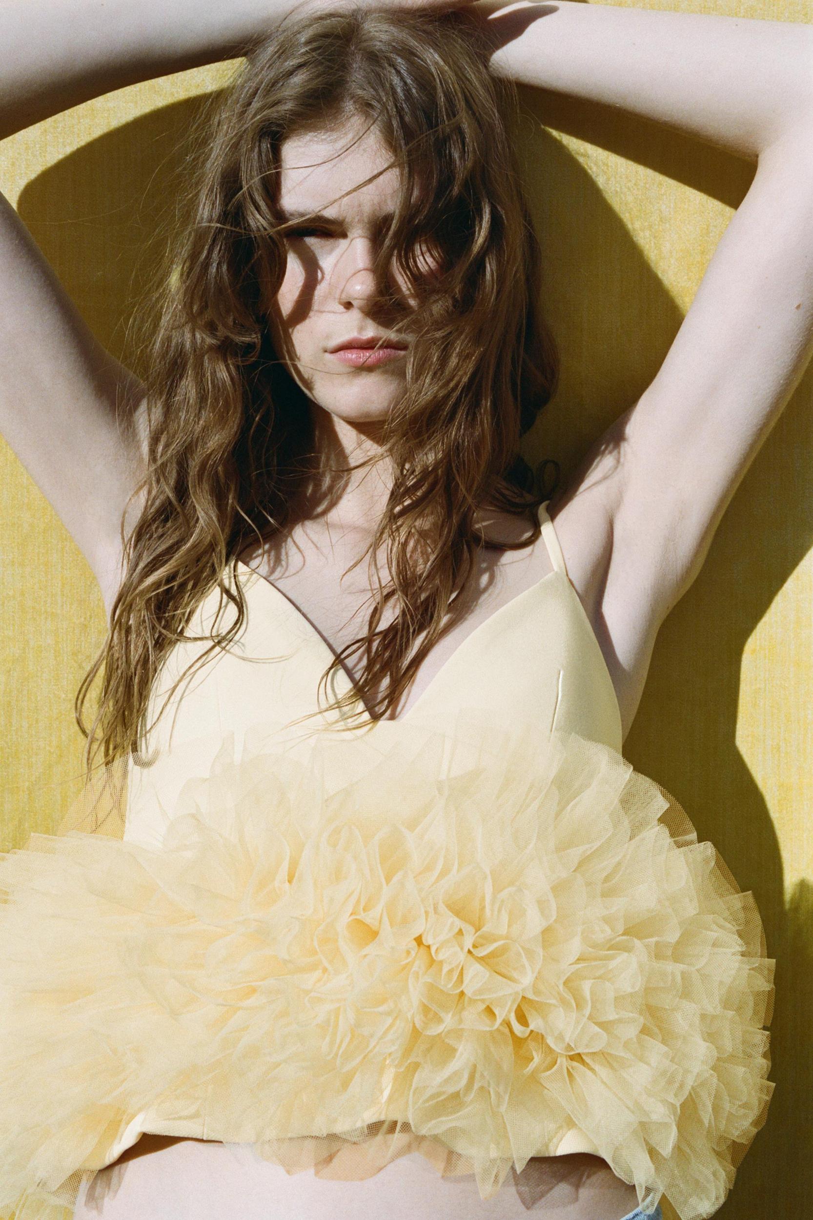 STRETCH TULLE VOLUMINOUS HEM TOP Product Image