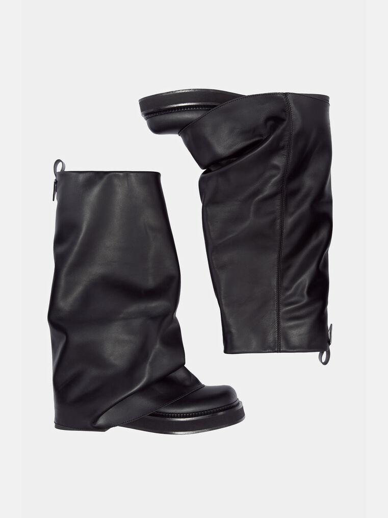 ATTICO Robin Black Boots With Square Toe And Logo Plaque On The Rear In Leather Woman Product Image
