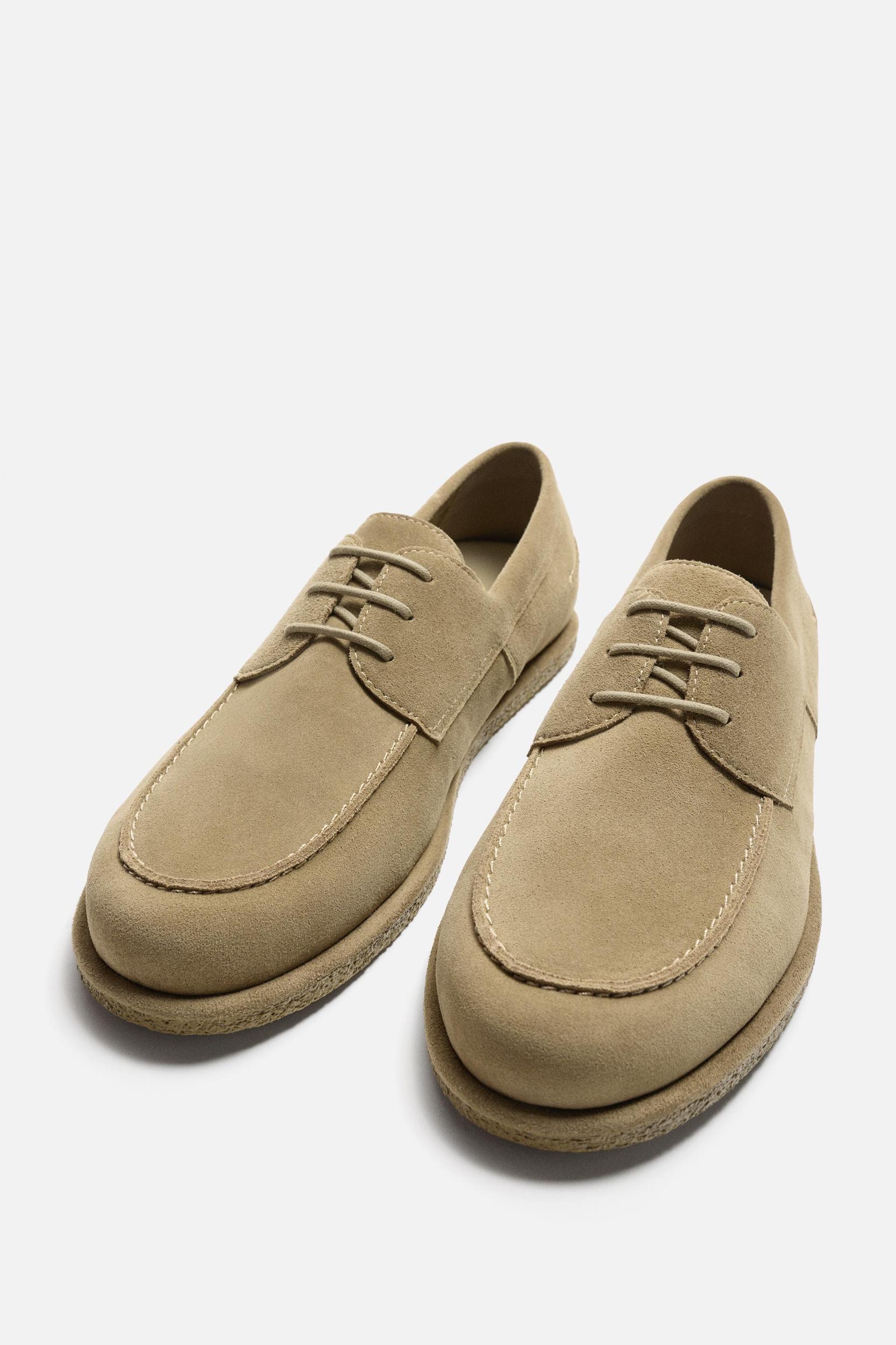 CASUAL LEATHER SHOES Product Image