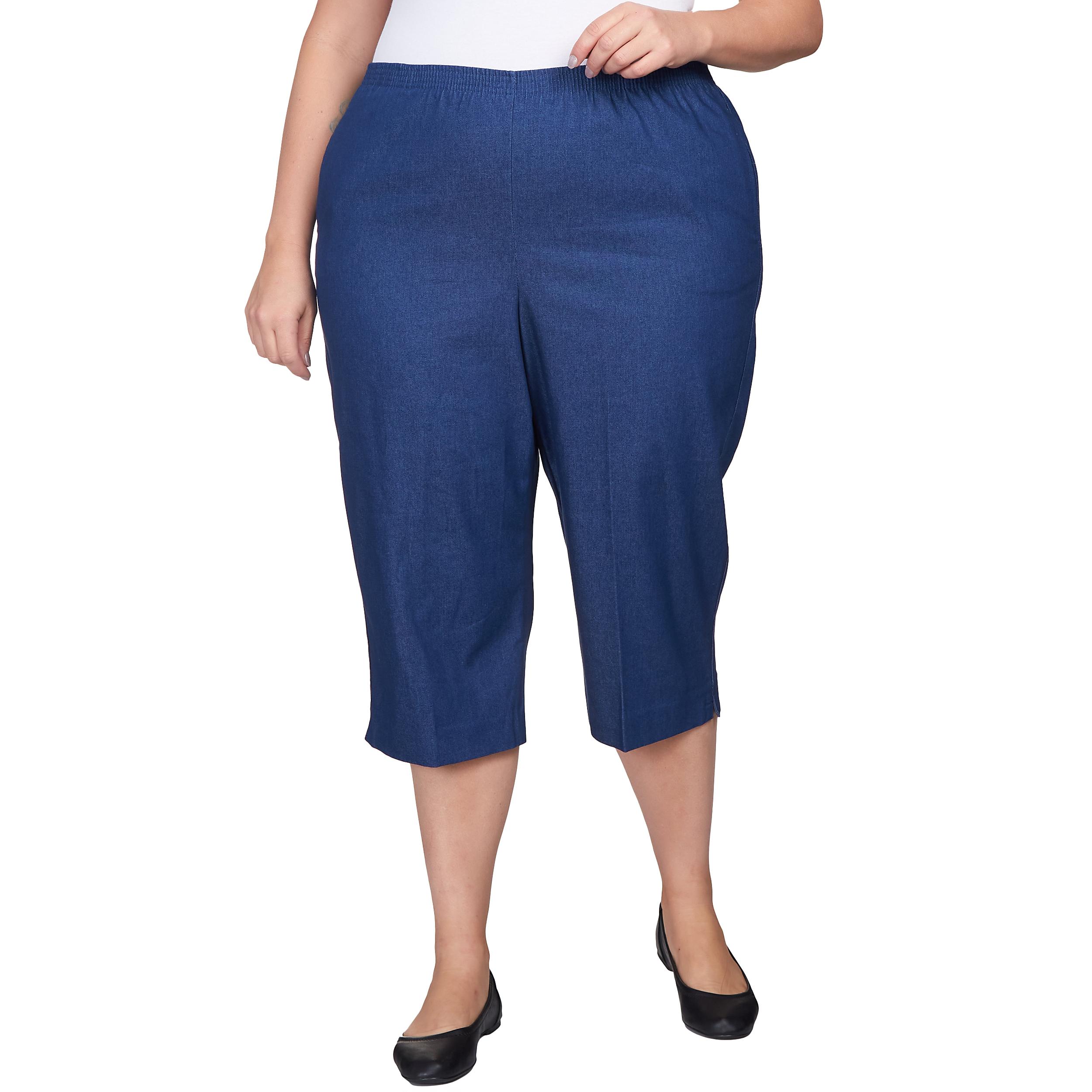 Alfred Dunner Women's Relaxed Fit Denim Capri - Plus Product Image