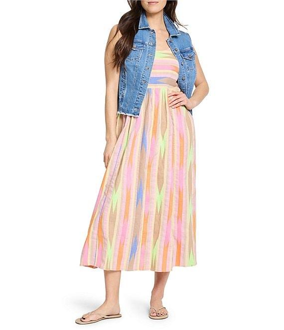 NIC + ZOE Essential Point Collar Sleeveless Denim Vest Product Image