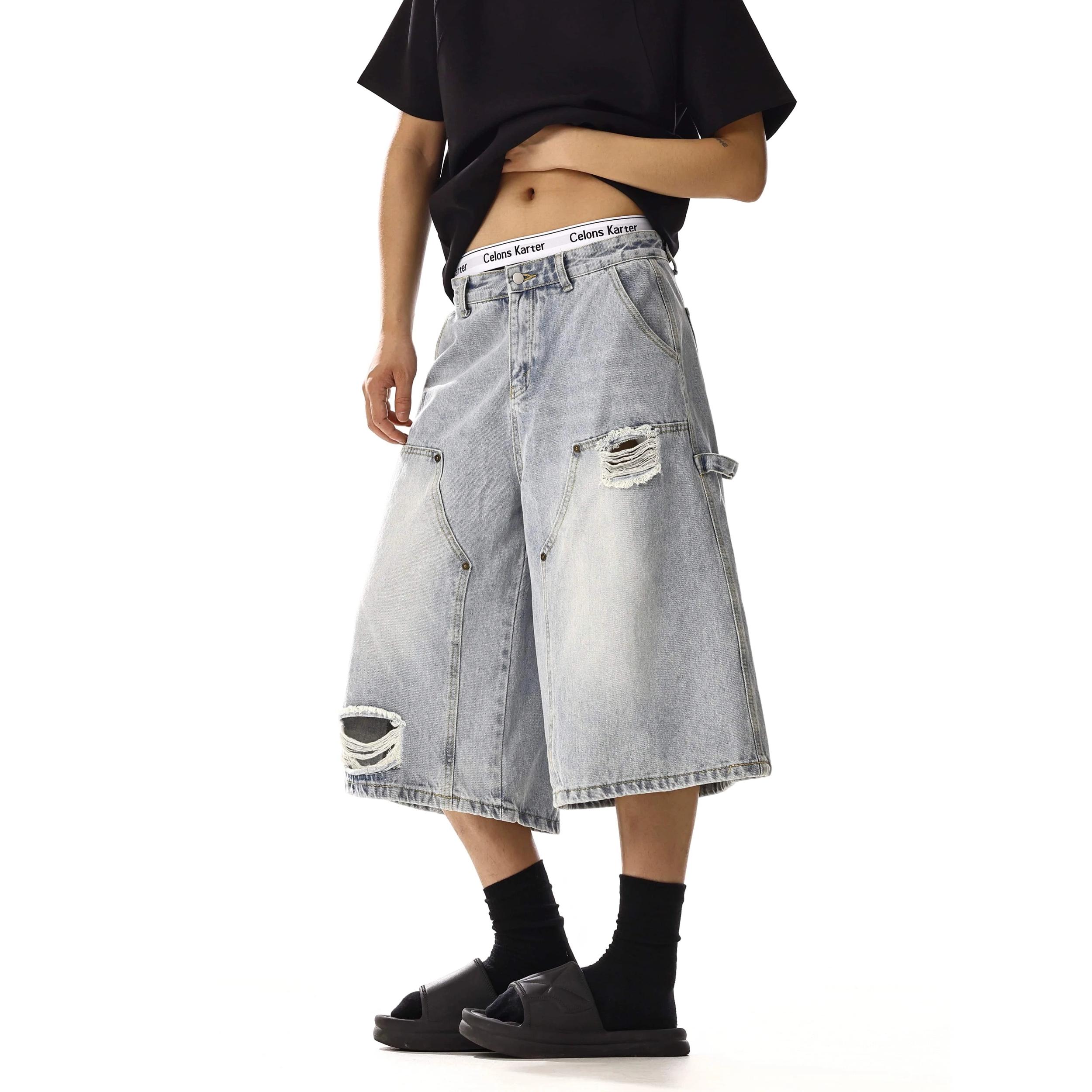 RT No. 18118 DISTRESSED WORKWEAR SHORTS Product Image