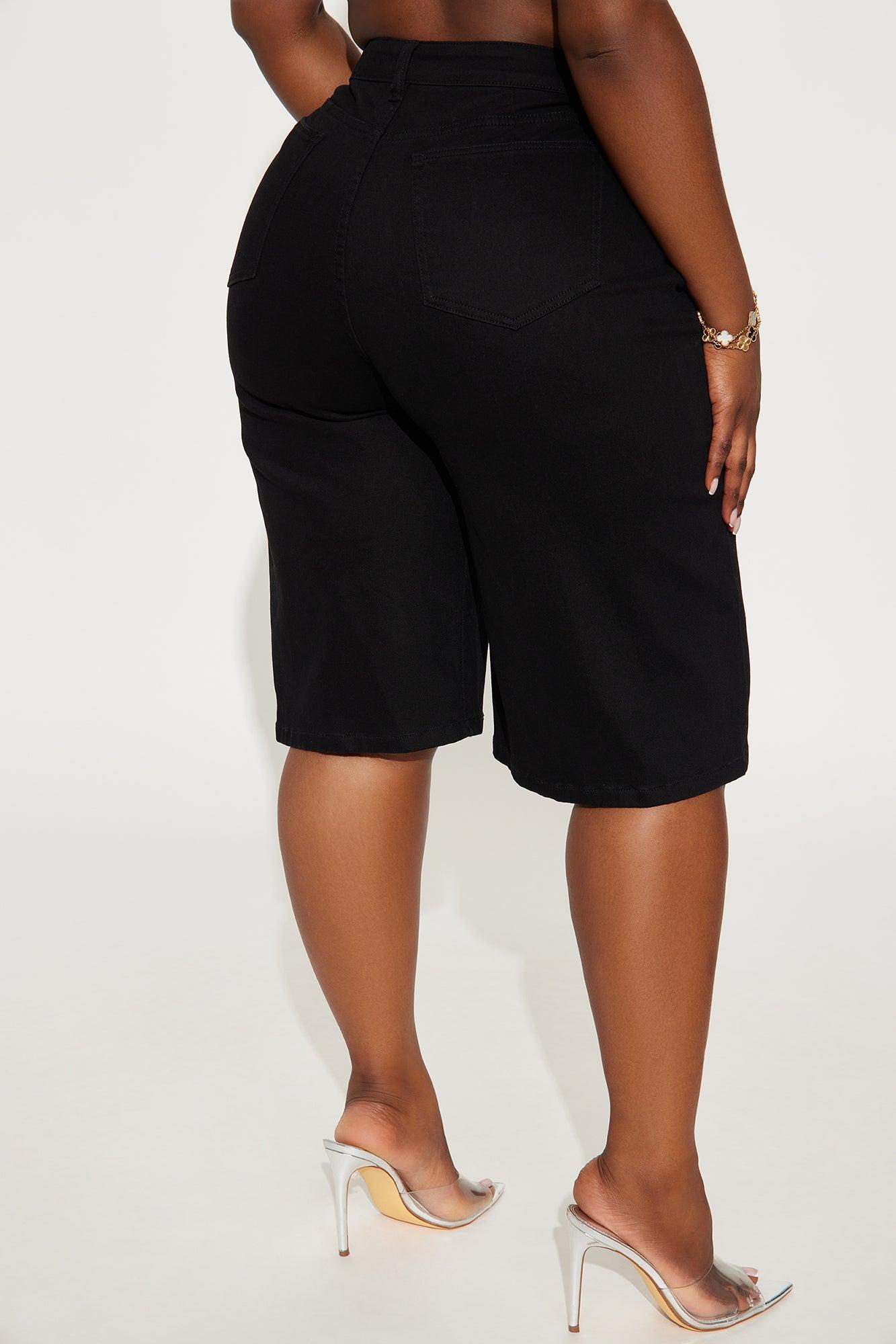 Paden Bermuda Short - Black Product Image