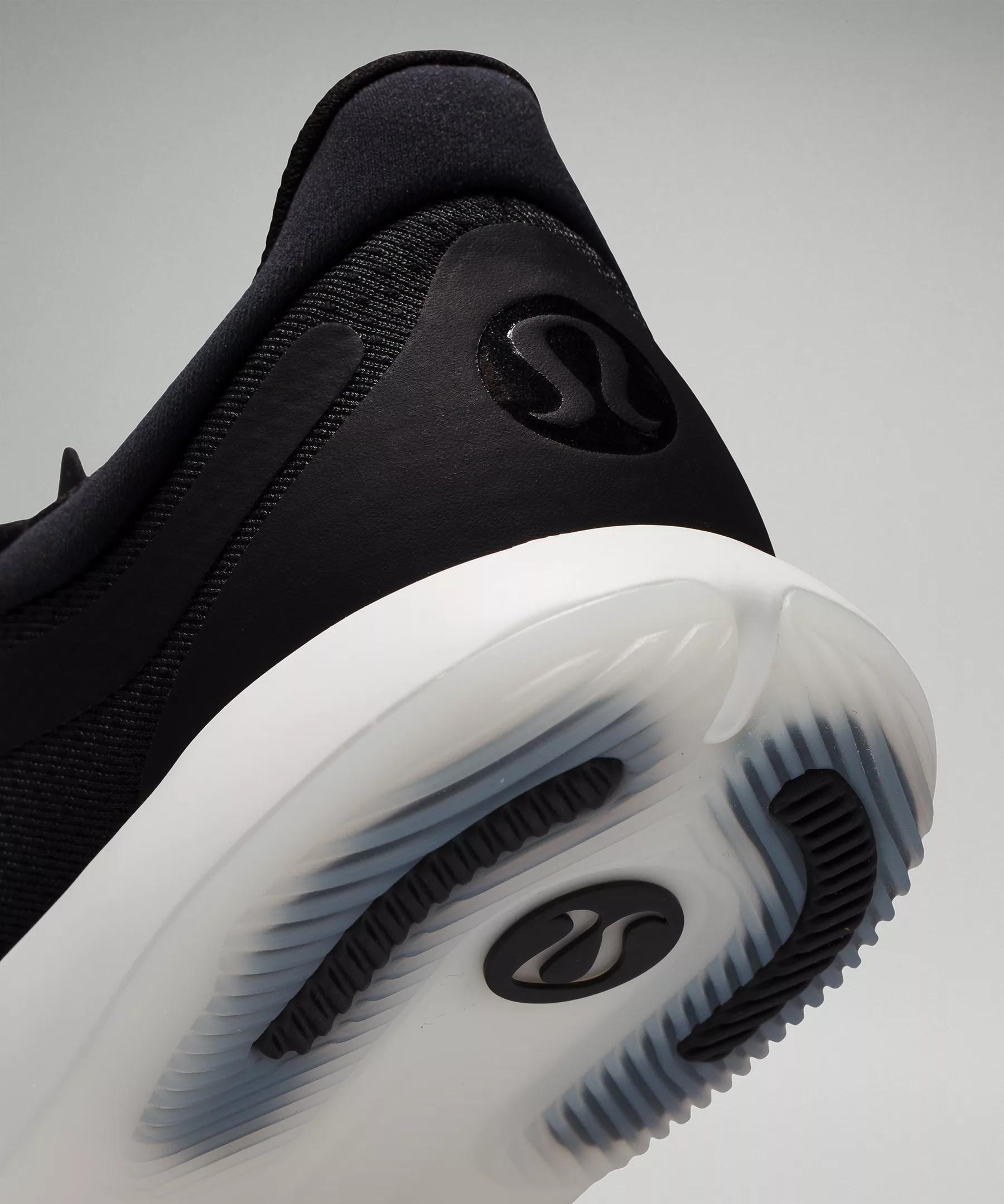 Women's Strongfeel Training Shoe Product Image