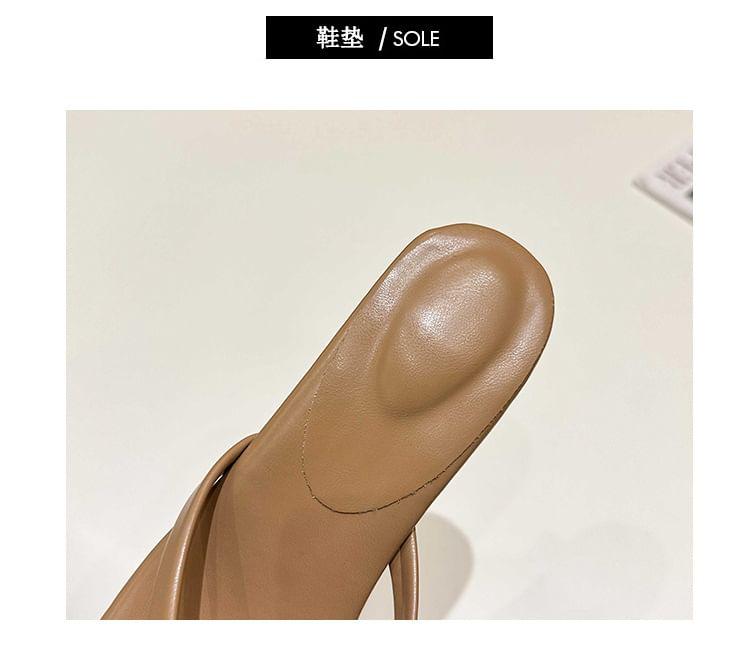 Kitten Heel Thong Sandals Product Image