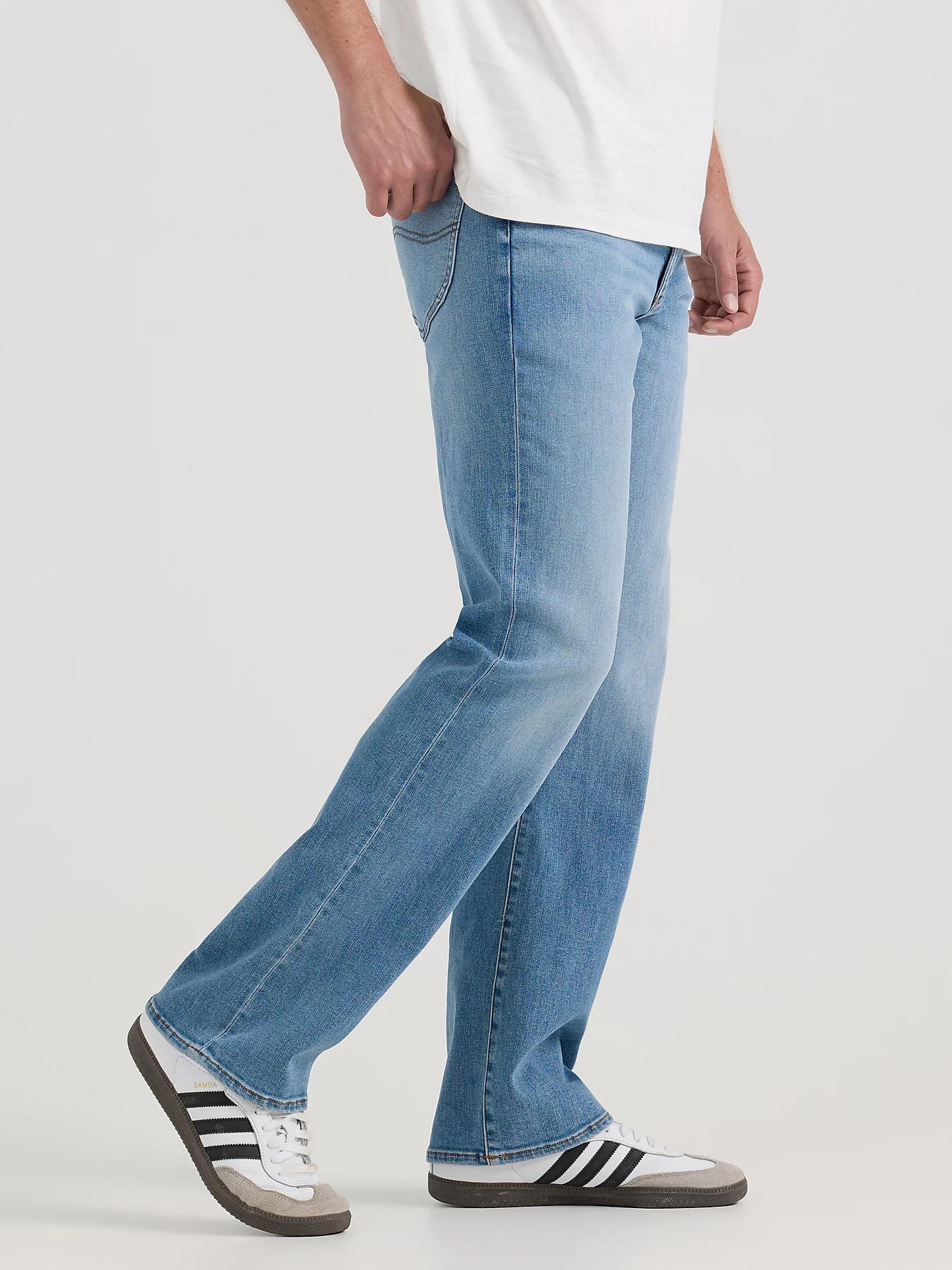 Men's Extreme Motion Bootcut Jean | Men's MEN | Lee® Product Image