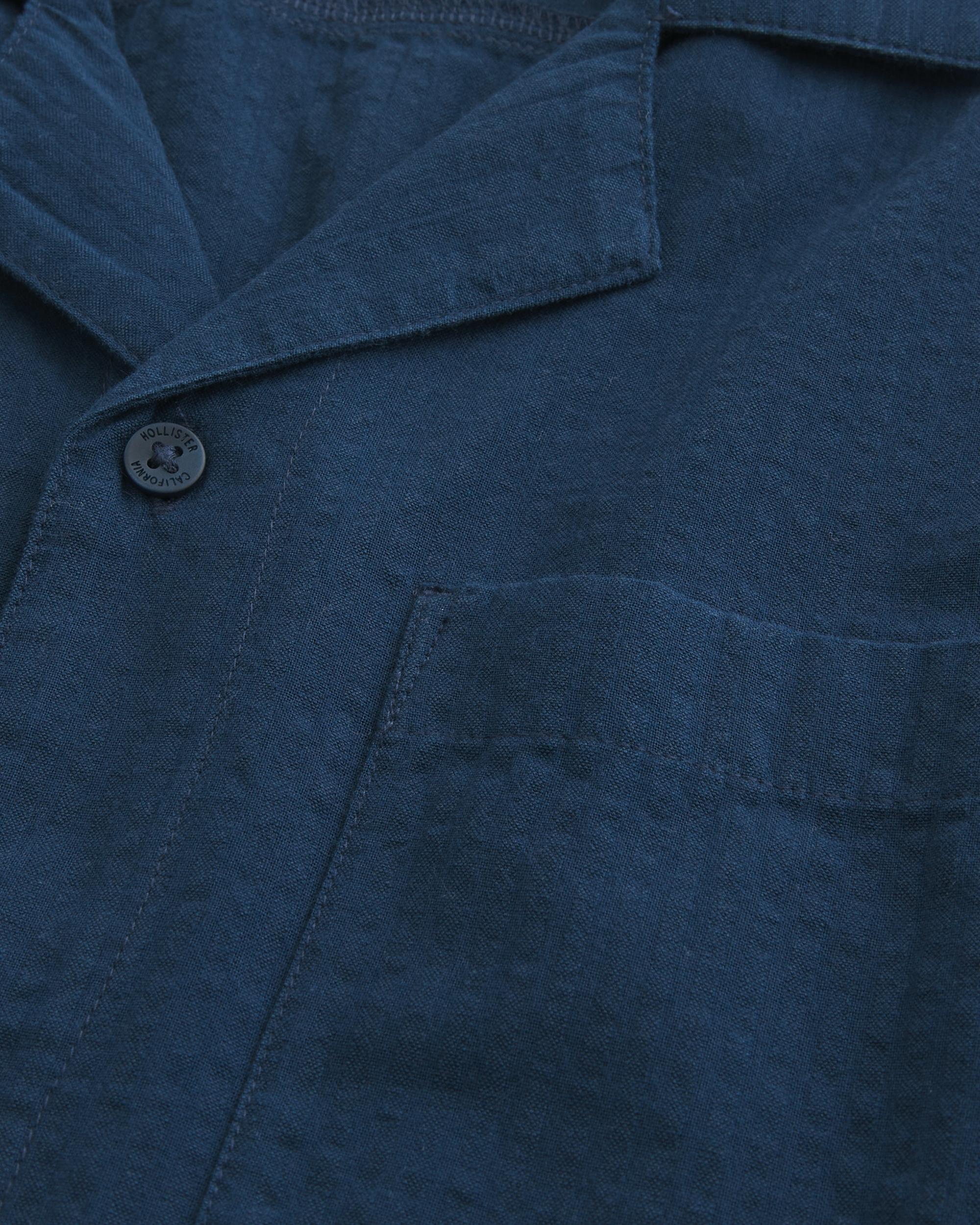 Short-Sleeve Seersucker Pocket Shirt Product Image