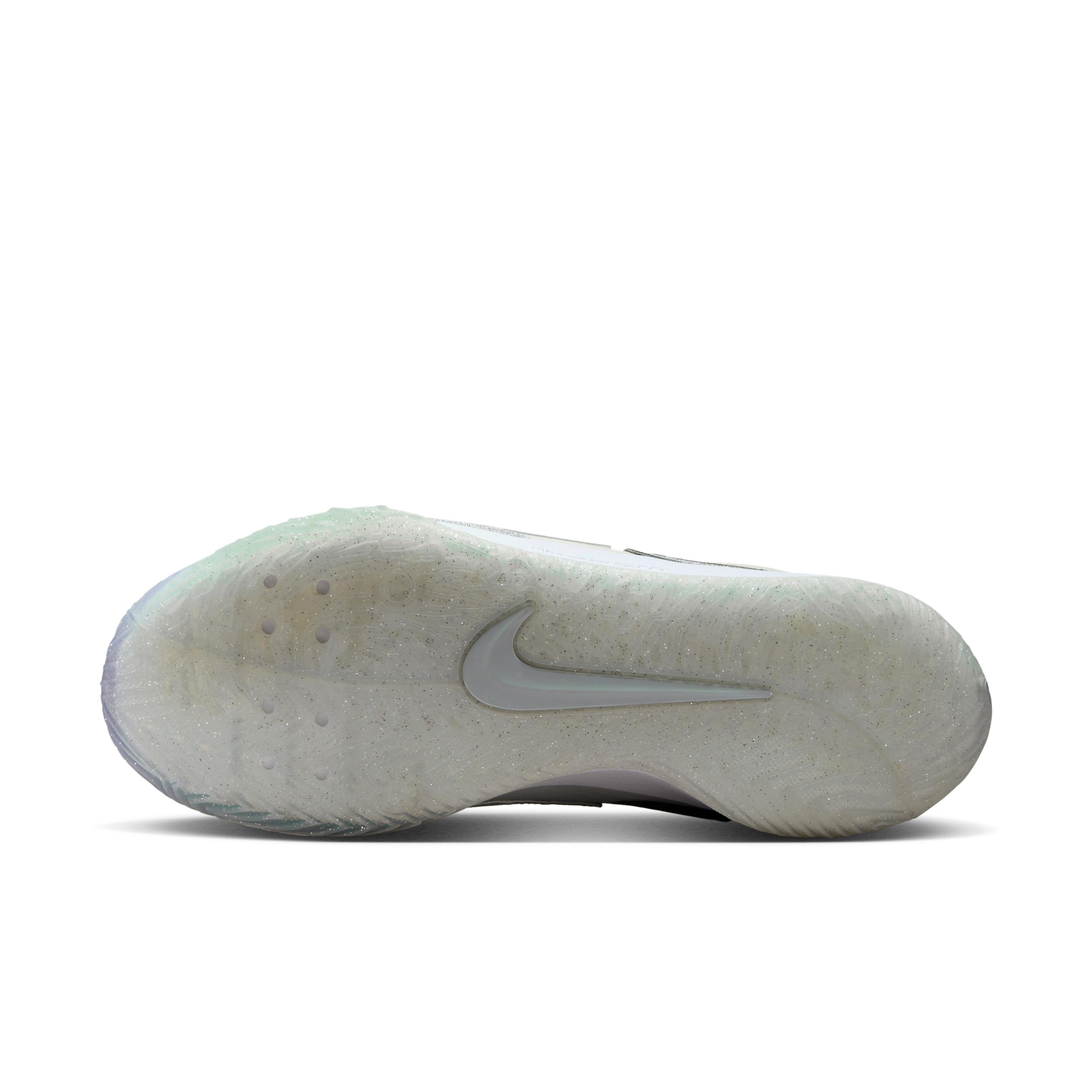 Nike Women's HyperAce 3 SE Volleyball Shoes Product Image