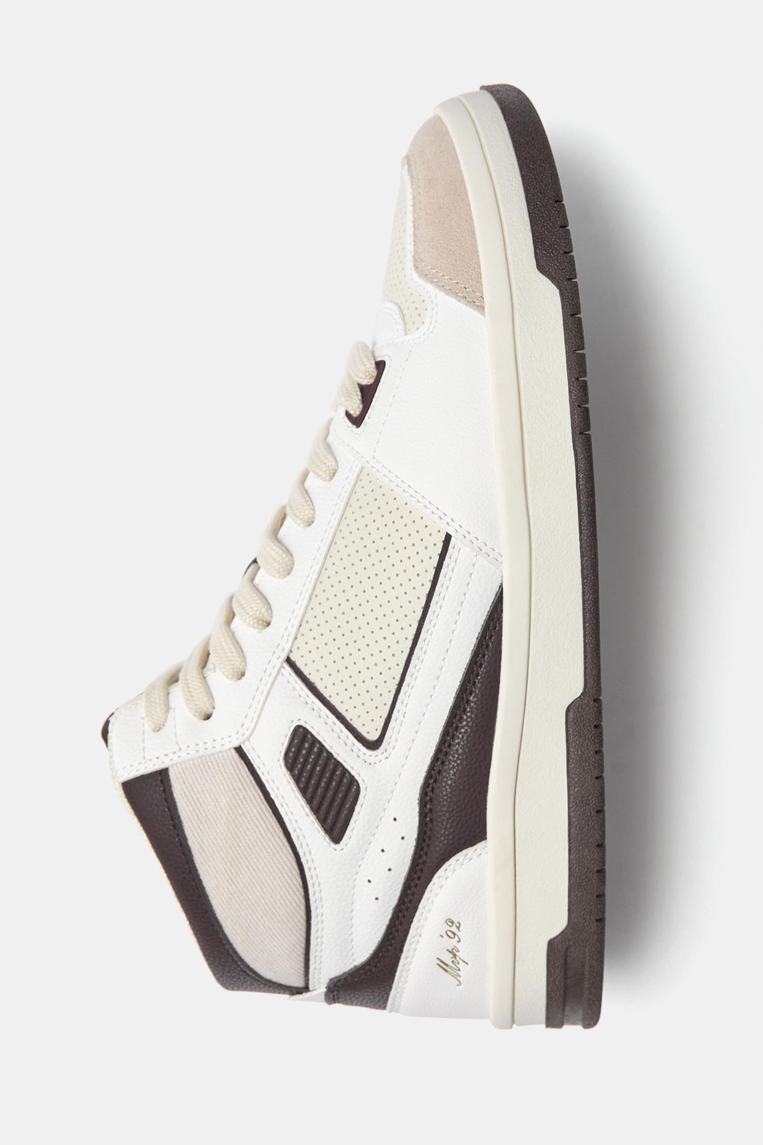 Retro high-top sneakers Product Image