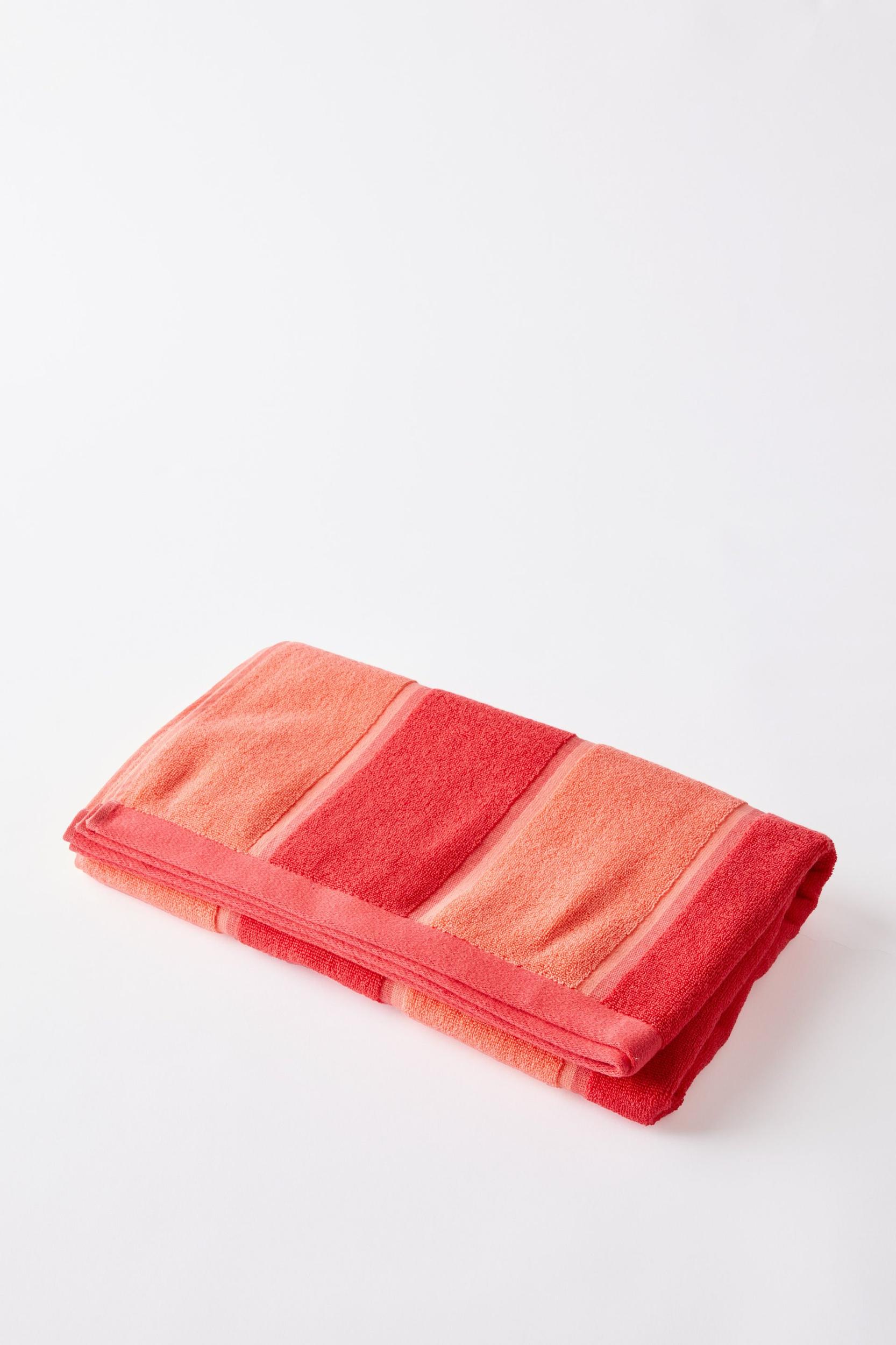 Solana Cotton Beach Towel Product Image