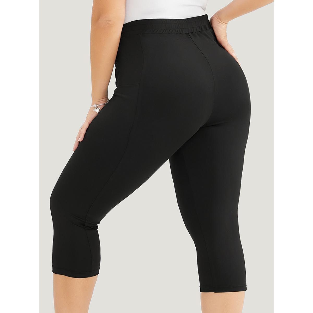 Plus Size Plain Skinny Pocket Cropped Leggings Women Black Casual Medium stretch Skinny High Rise Dailywear Leggings BloomChic 30/6X Product Image