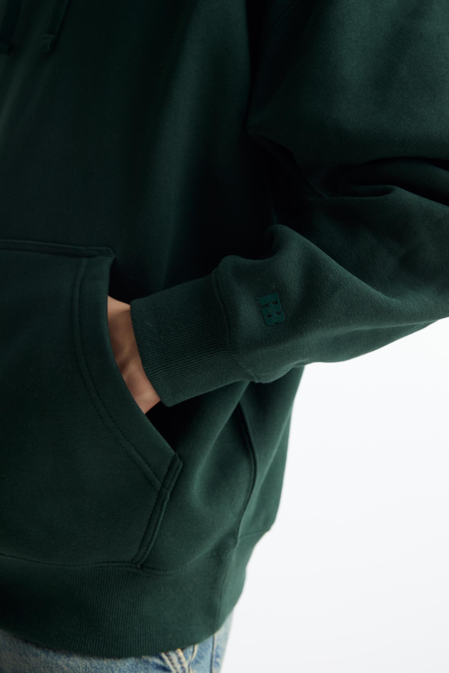 Basic hooded sweatshirt Product Image
