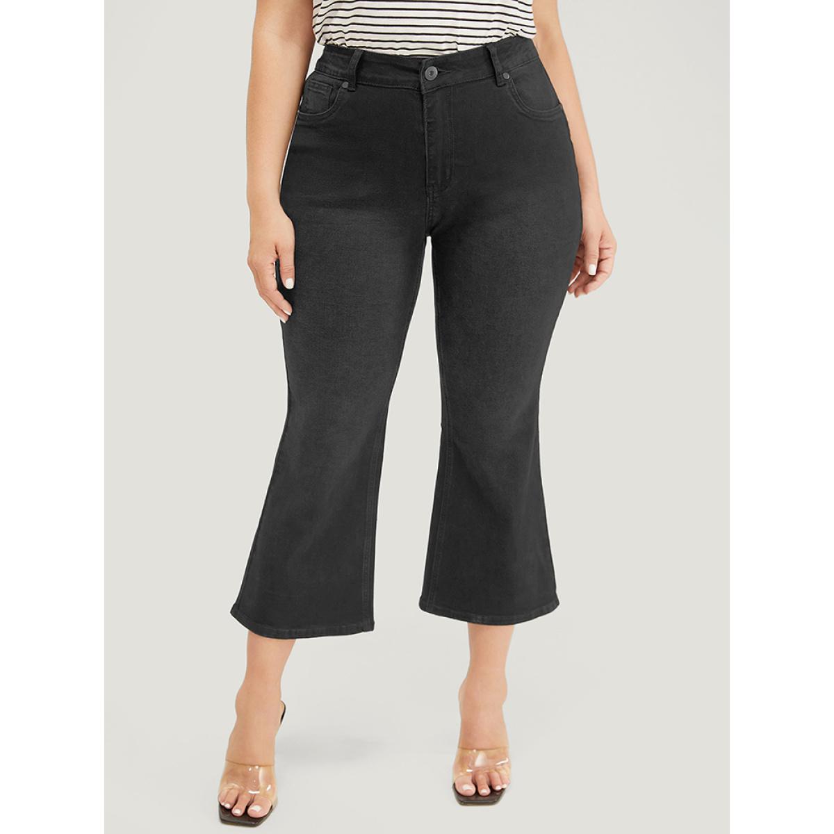 Plus Size Bootcut Slightly Stretchy High Rise Black Wash Cropped Jeans Women Black Casual Plain Pocket Low stretch Pocket Jeans BloomChic 10/M Product Image