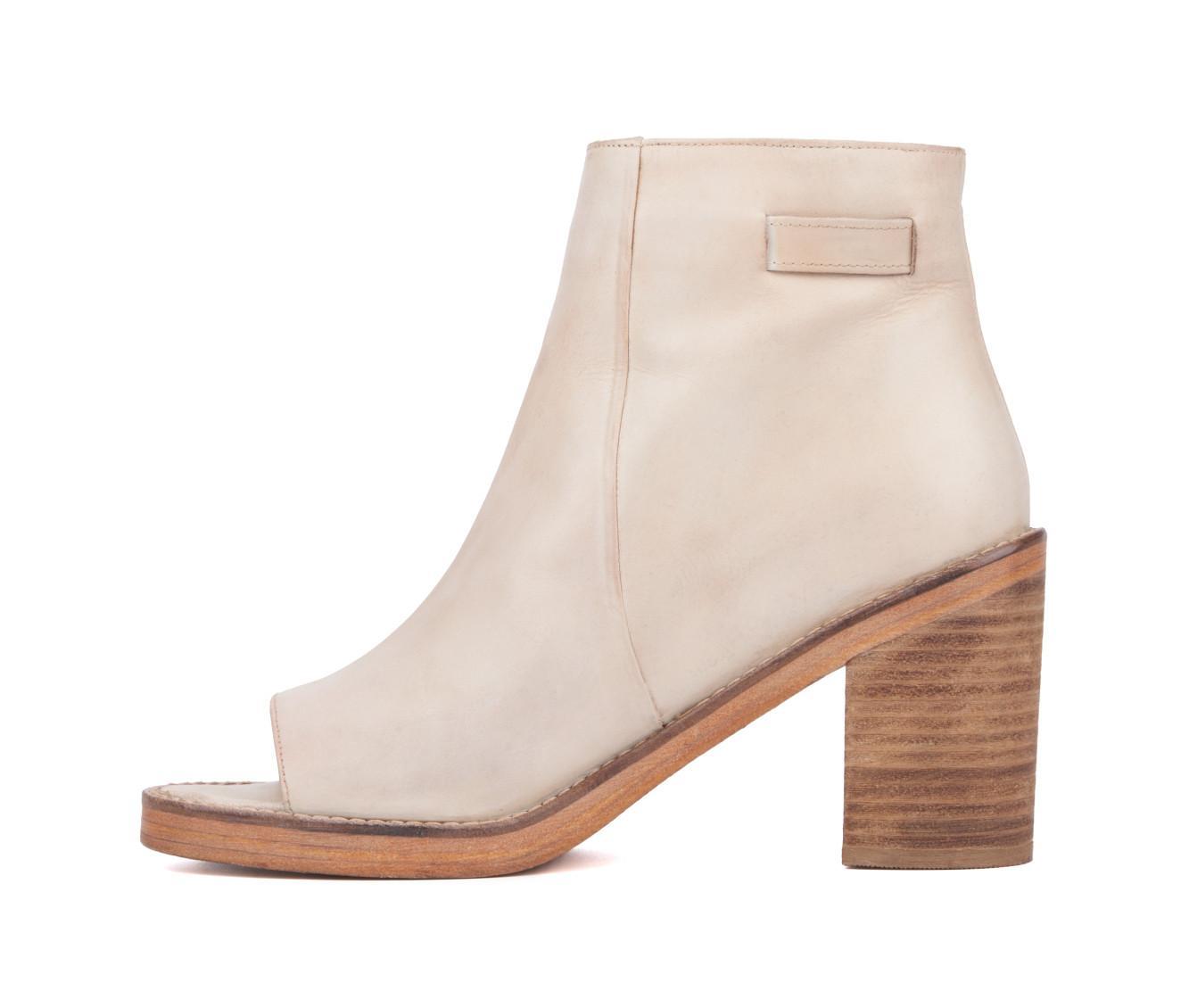 Women's Vintage Foundry Co Laverne Dress Sandals Product Image