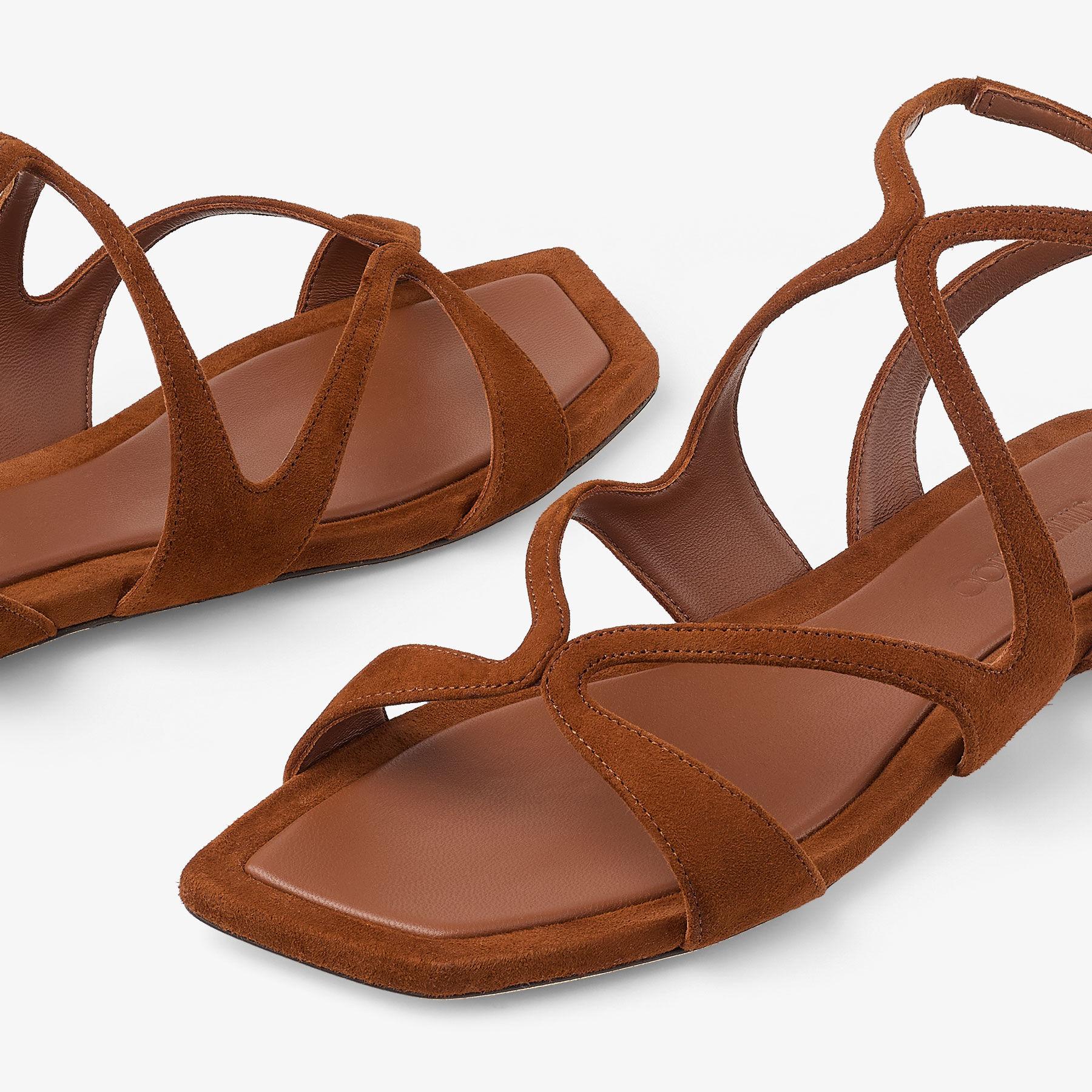 Ayla Flat Product Image