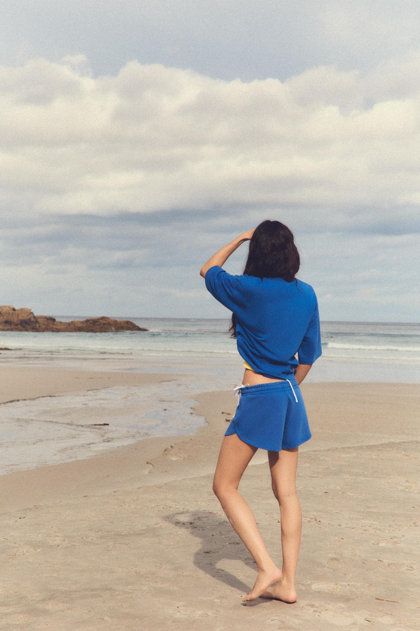 WASHED EFFECT TEXT SHORTS Product Image