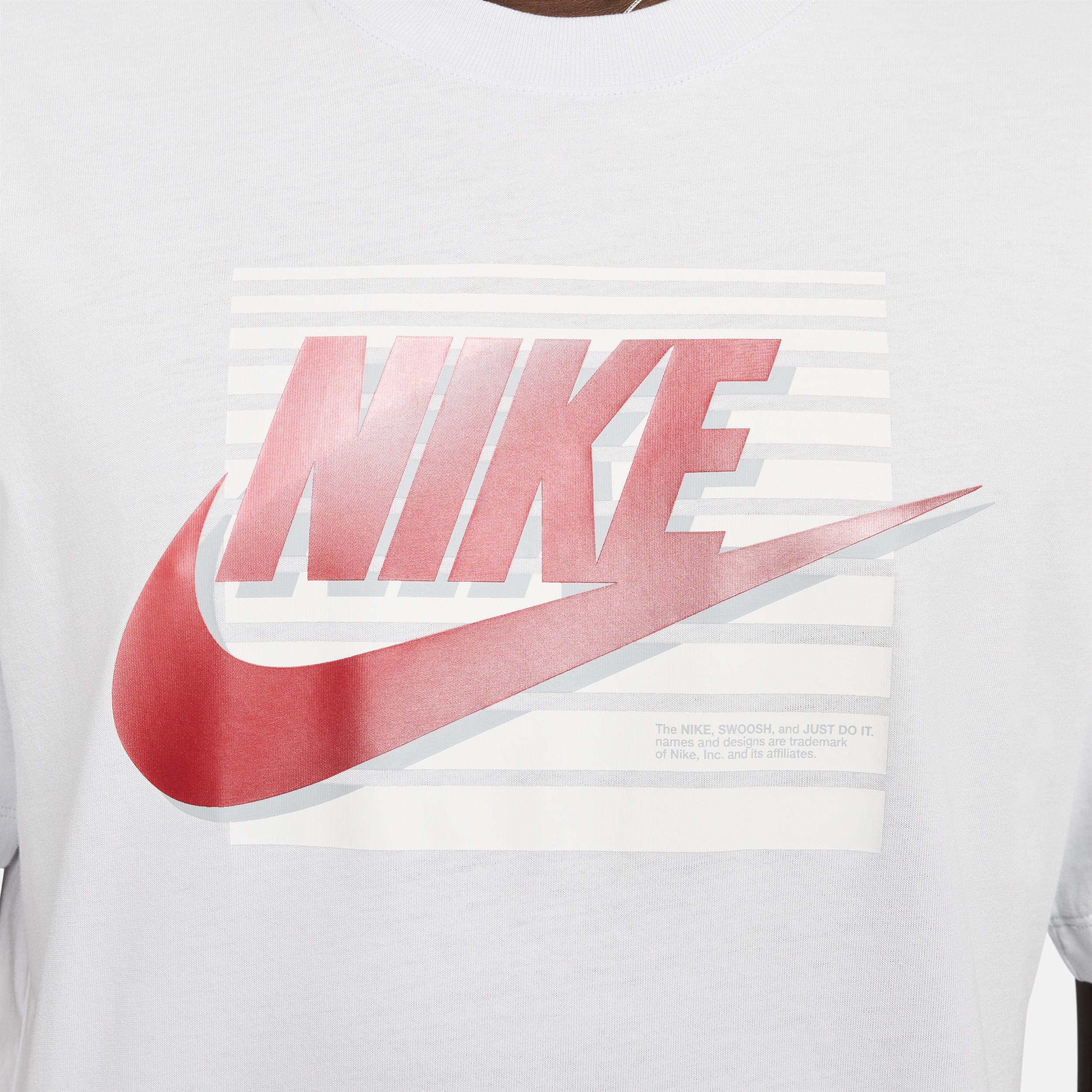 Nike Sportswear Men's T-Shirt Product Image