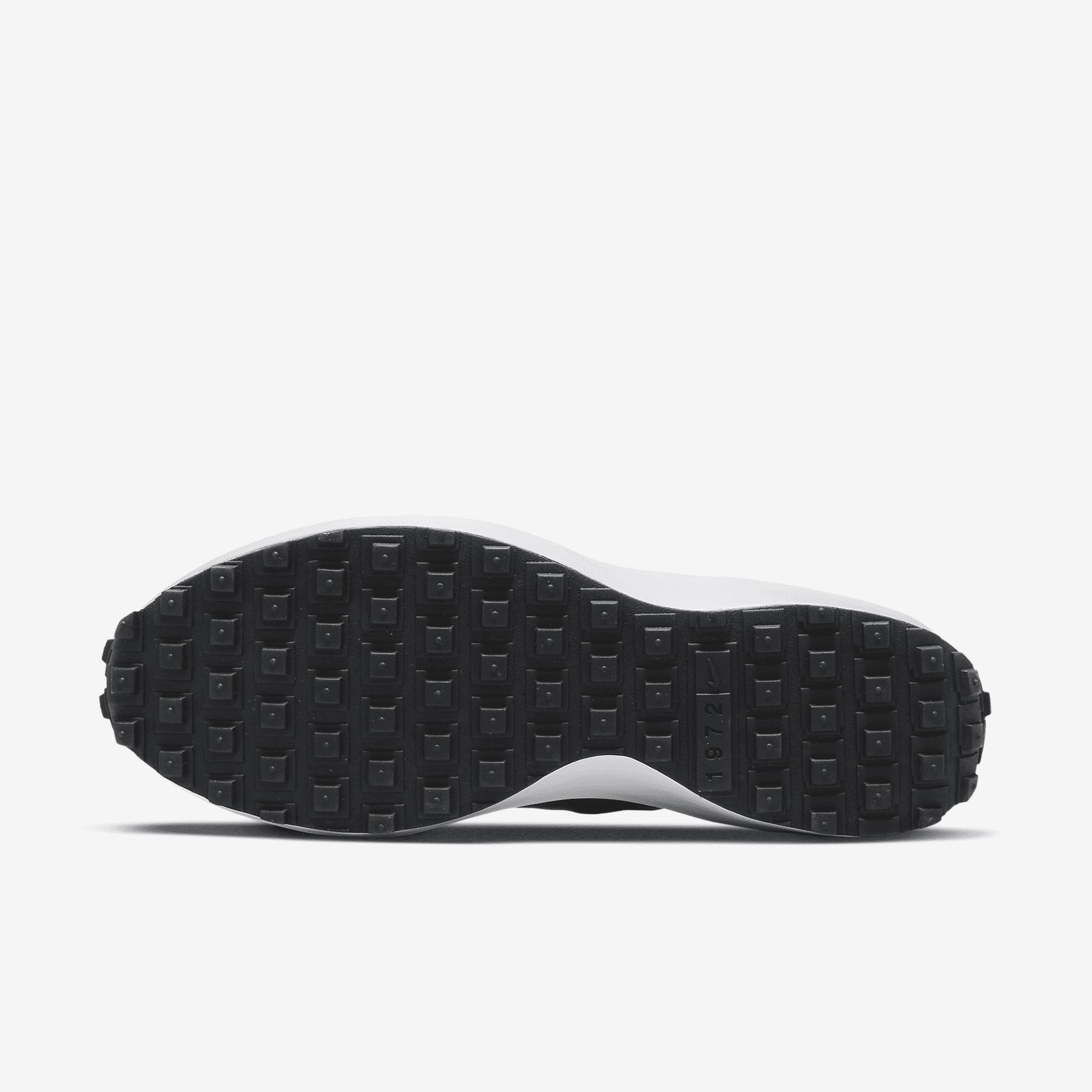 Nike Men's Waffle Debut Shoes Product Image